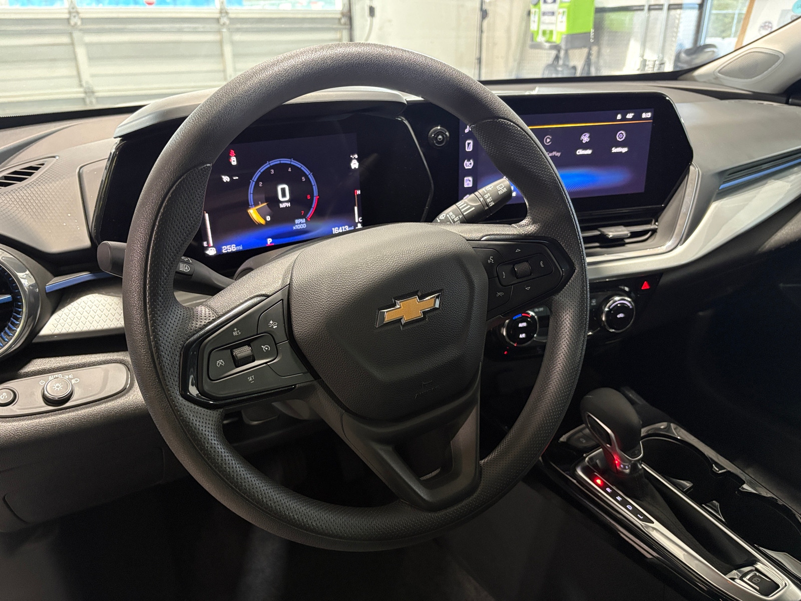 Thumbnail: 2025 Chevrolet Trax - 5