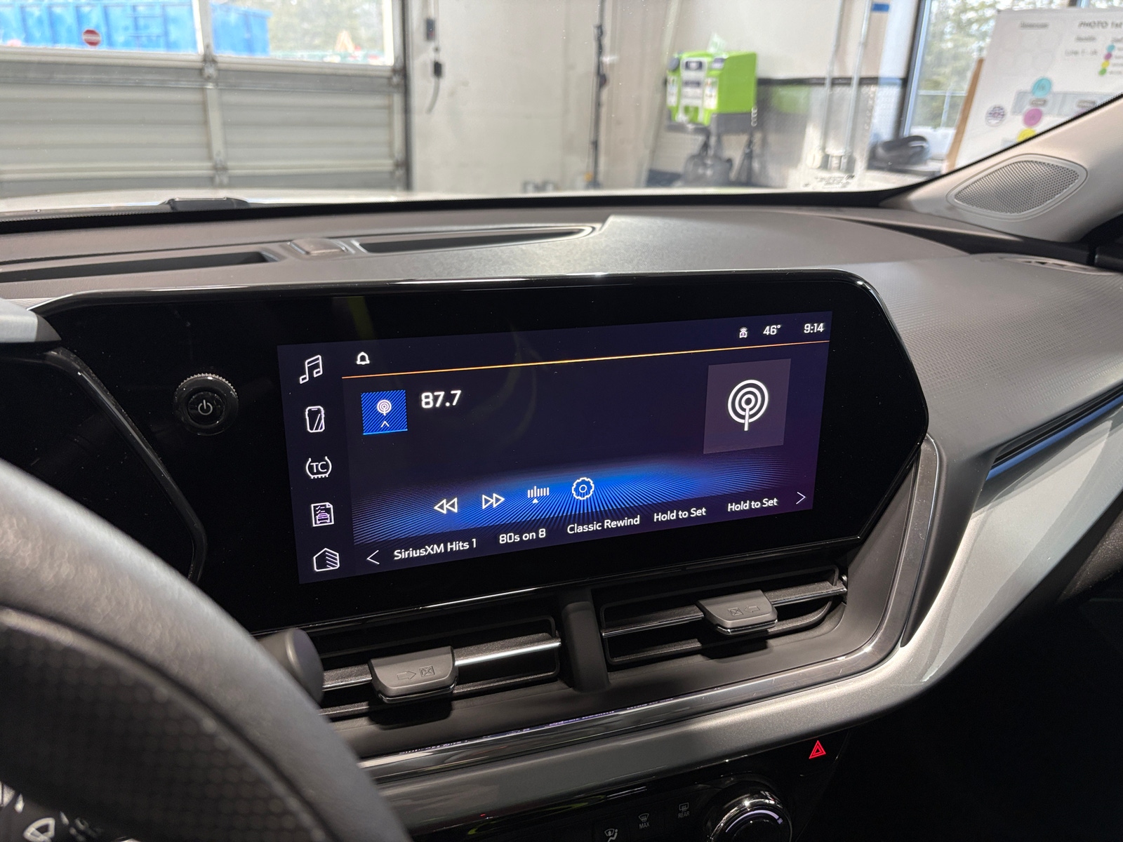 Thumbnail: 2025 Chevrolet Trax - 4