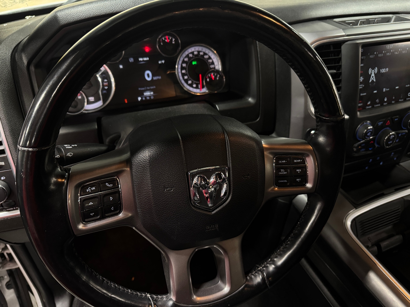 Thumbnail: 2022 RAM 1500 Classic - 5