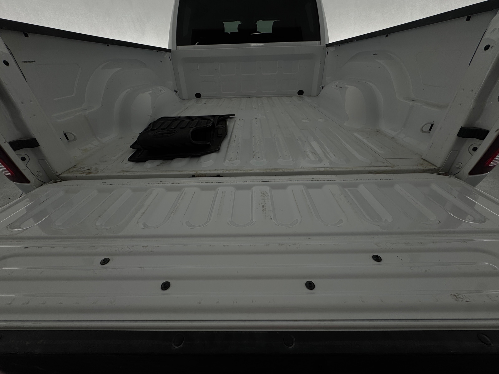 Thumbnail: 2022 RAM 1500 Classic - 7