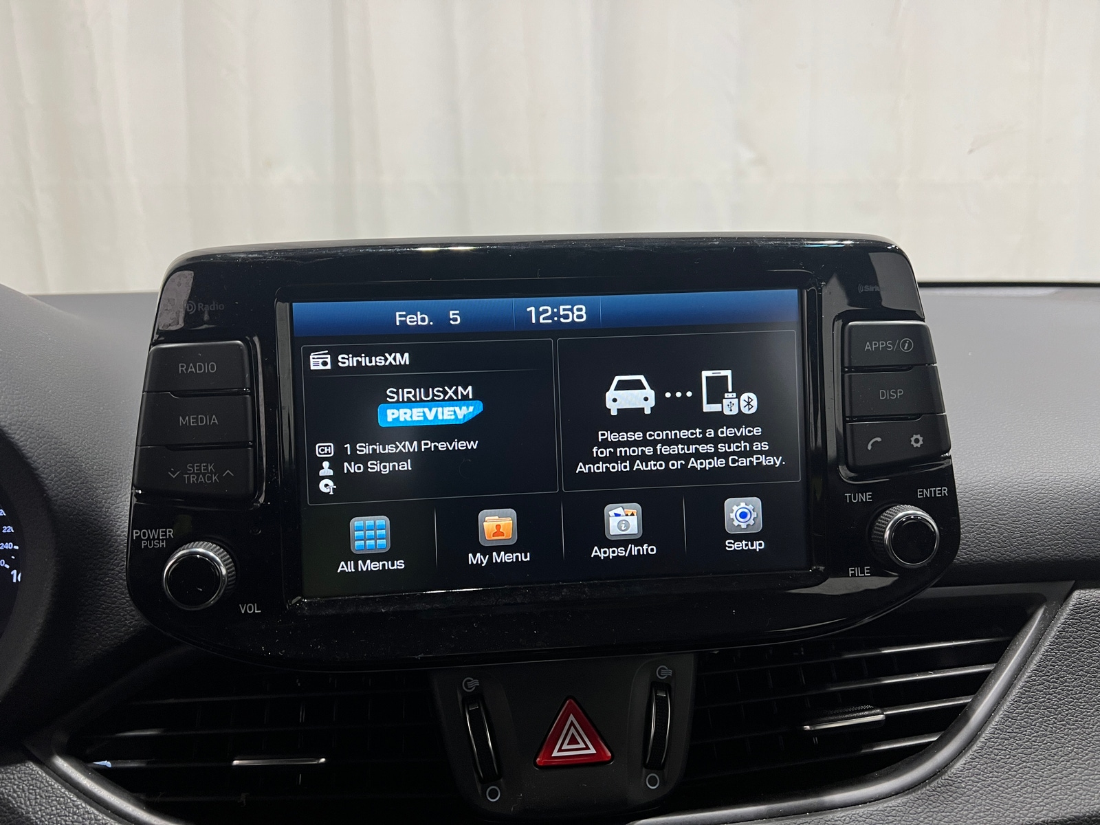 Thumbnail: 2020 Hyundai Elantra - 3