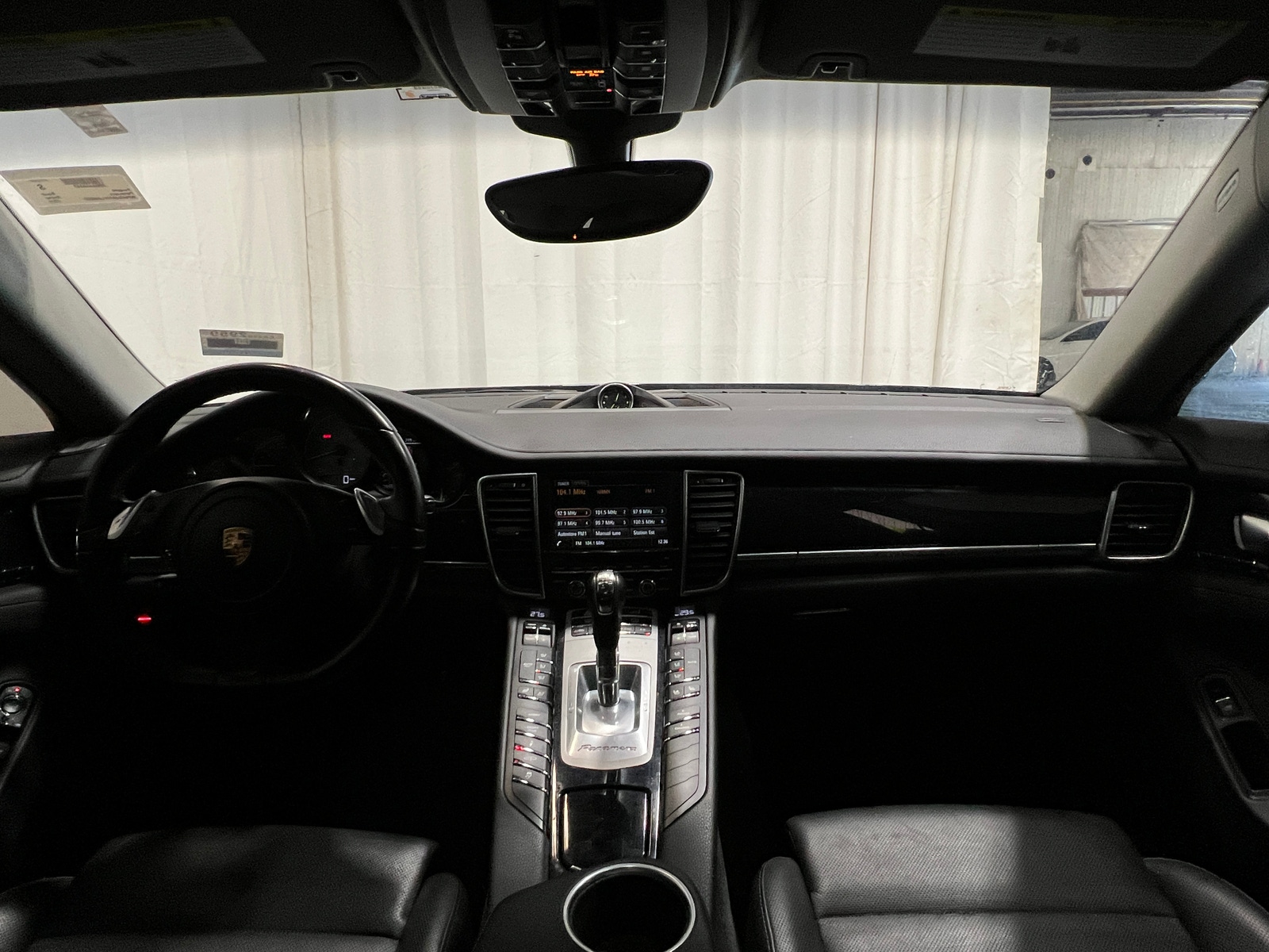 Thumbnail: 2015 Porsche Panamera - 2