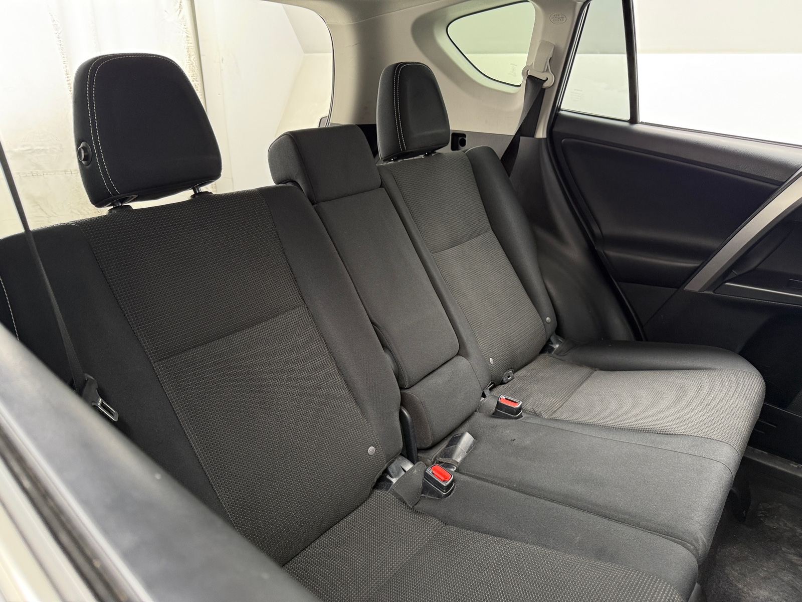 Thumbnail: 2017 Toyota RAV4 - 6