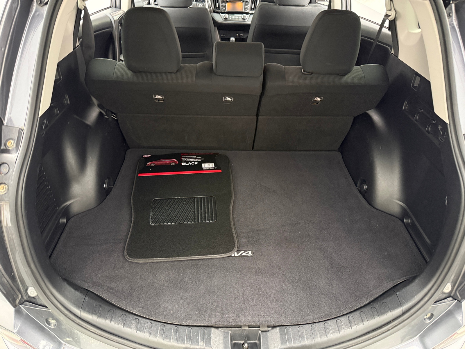 Thumbnail: 2017 Toyota RAV4 - 7