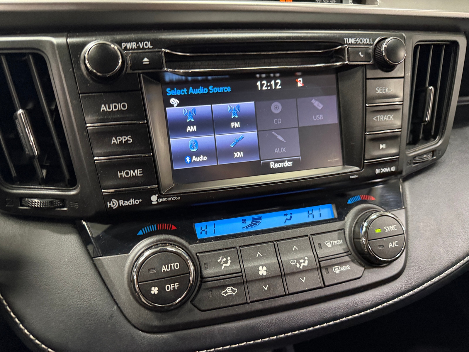 Thumbnail: 2017 Toyota RAV4 - 4