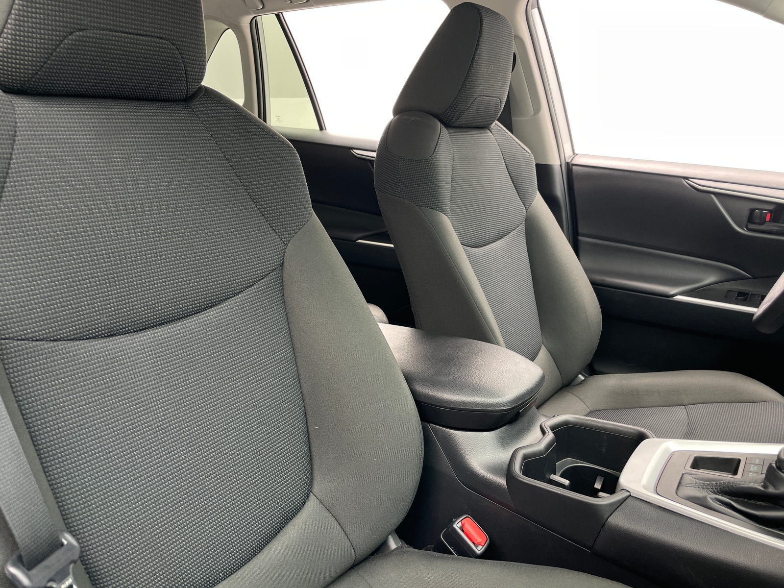 Thumbnail: 2025 Toyota RAV4 - 2