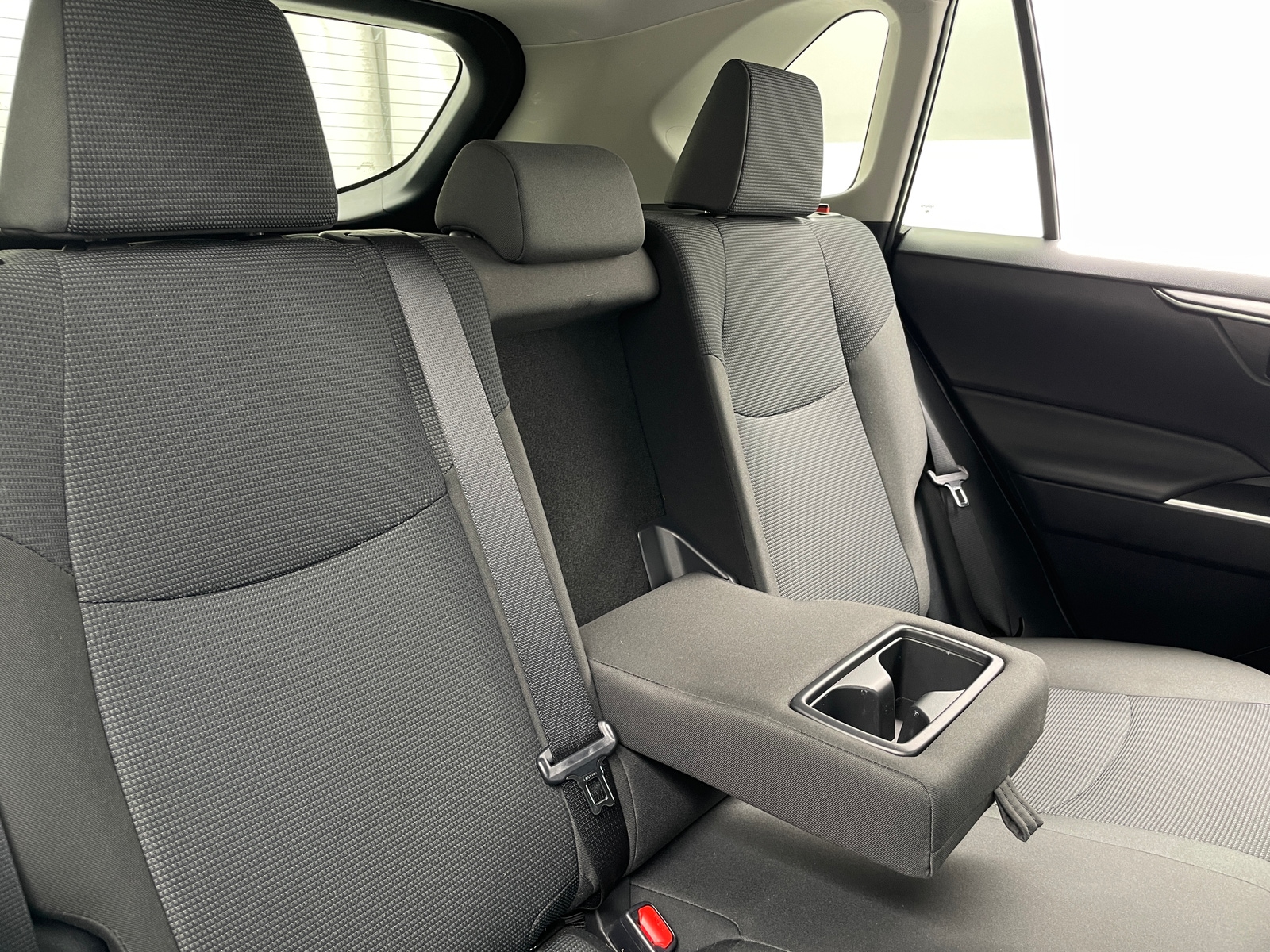 Thumbnail: 2025 Toyota RAV4 - 6