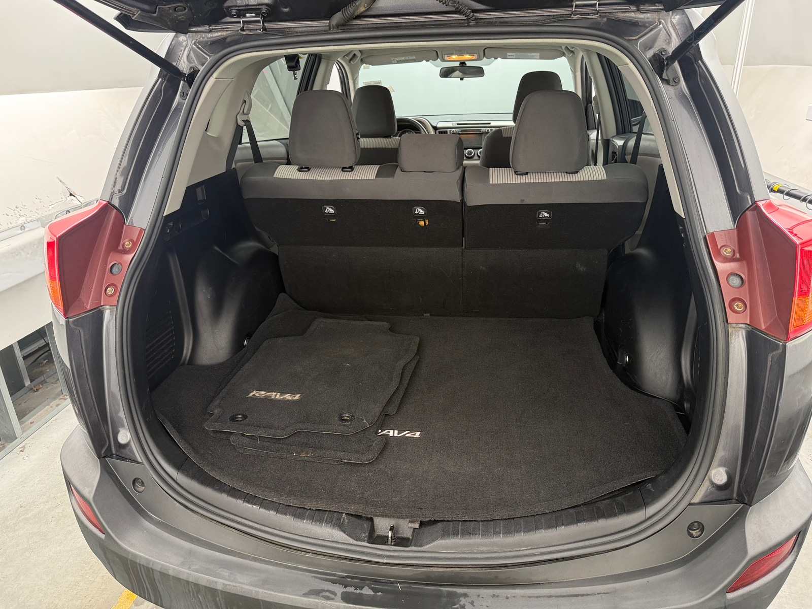 Thumbnail: 2013 Toyota RAV4 - 7