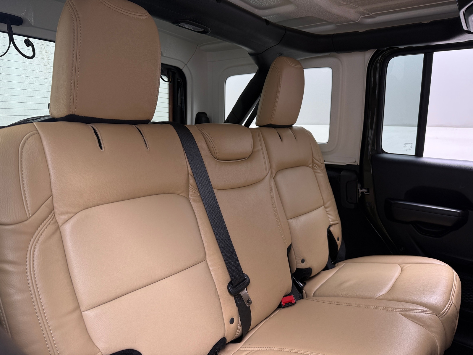 Thumbnail: 2021 Jeep Wrangler - 5