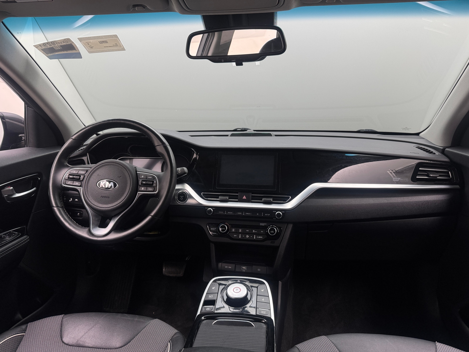 Thumbnail: 2021 Kia Niro - 3