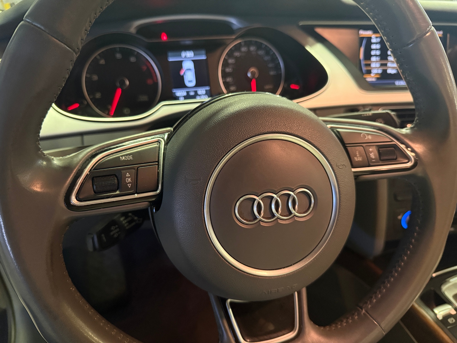 Thumbnail: 2016 Audi A4 - 4
