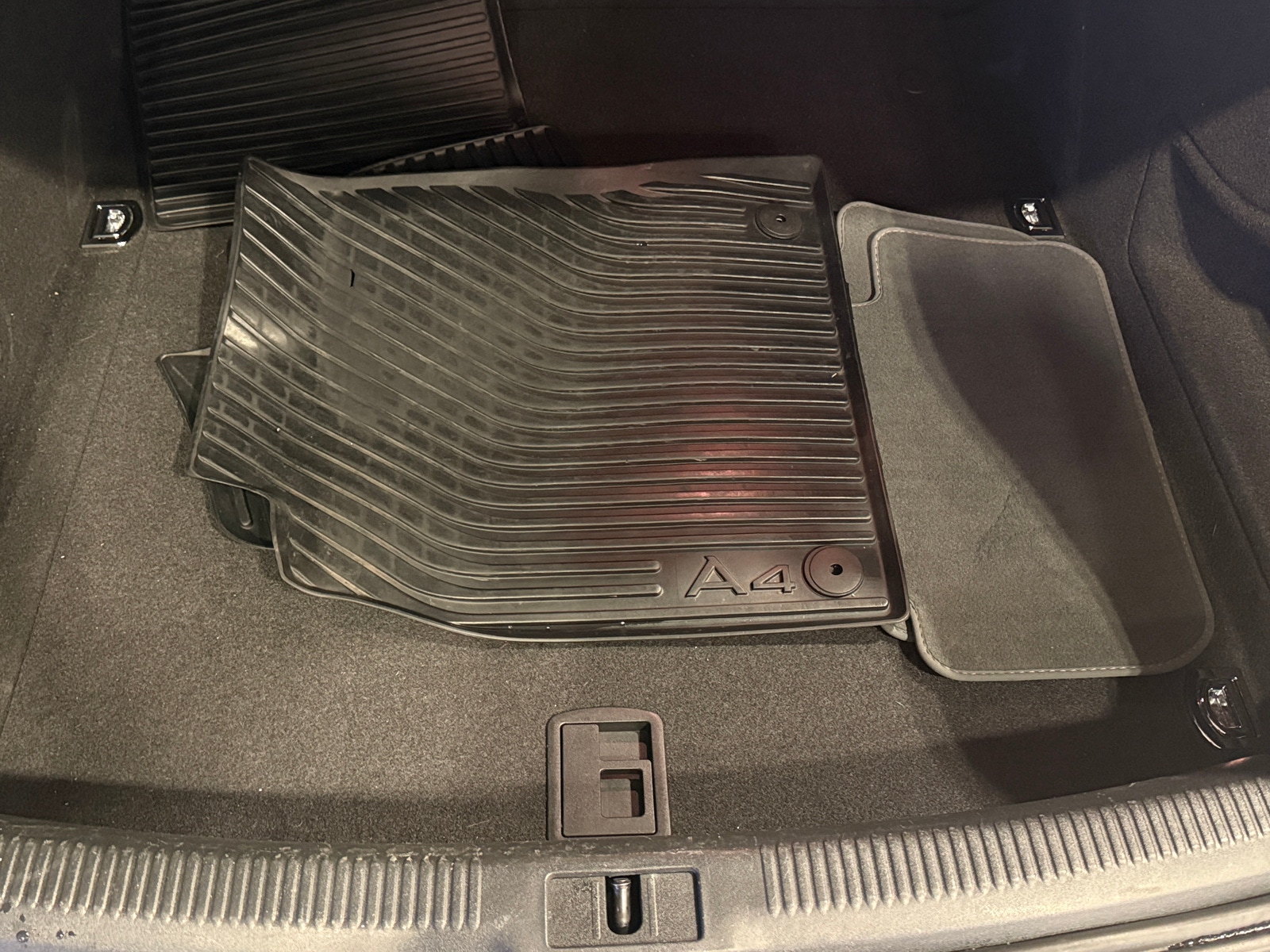 Thumbnail: 2016 Audi A4 - 6