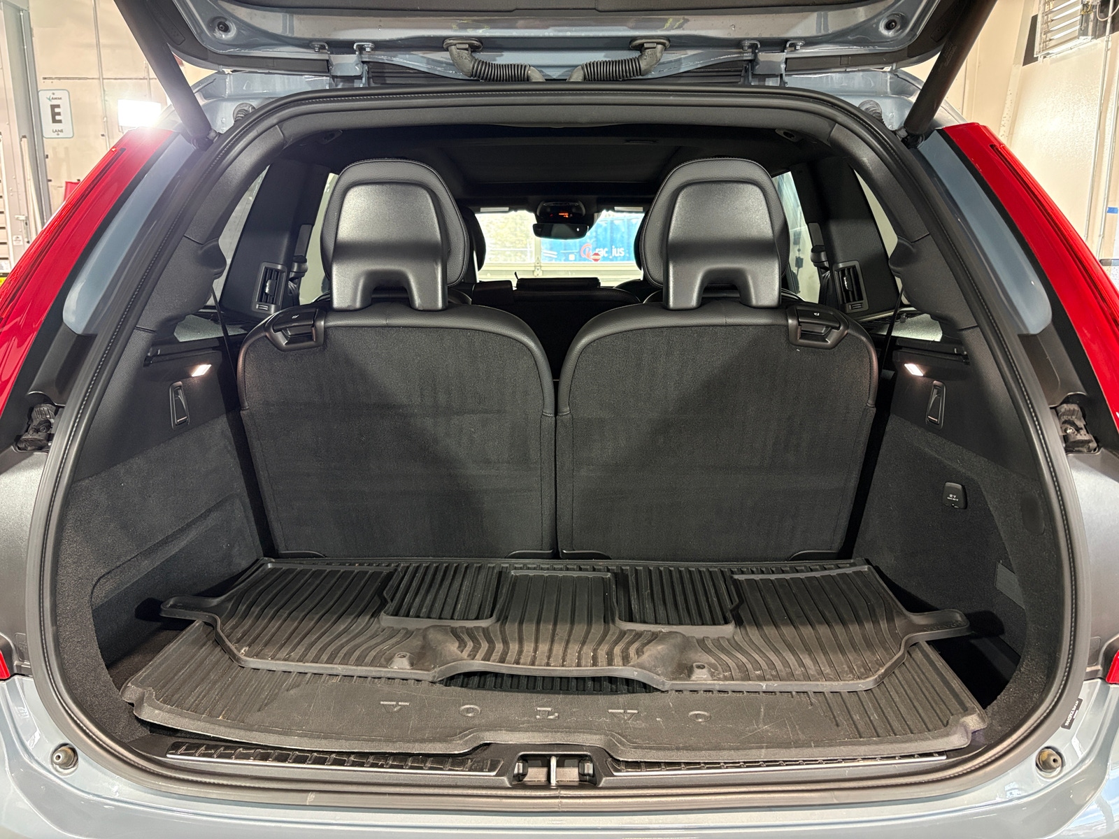 Thumbnail: 2020 Volvo XC90 - 6