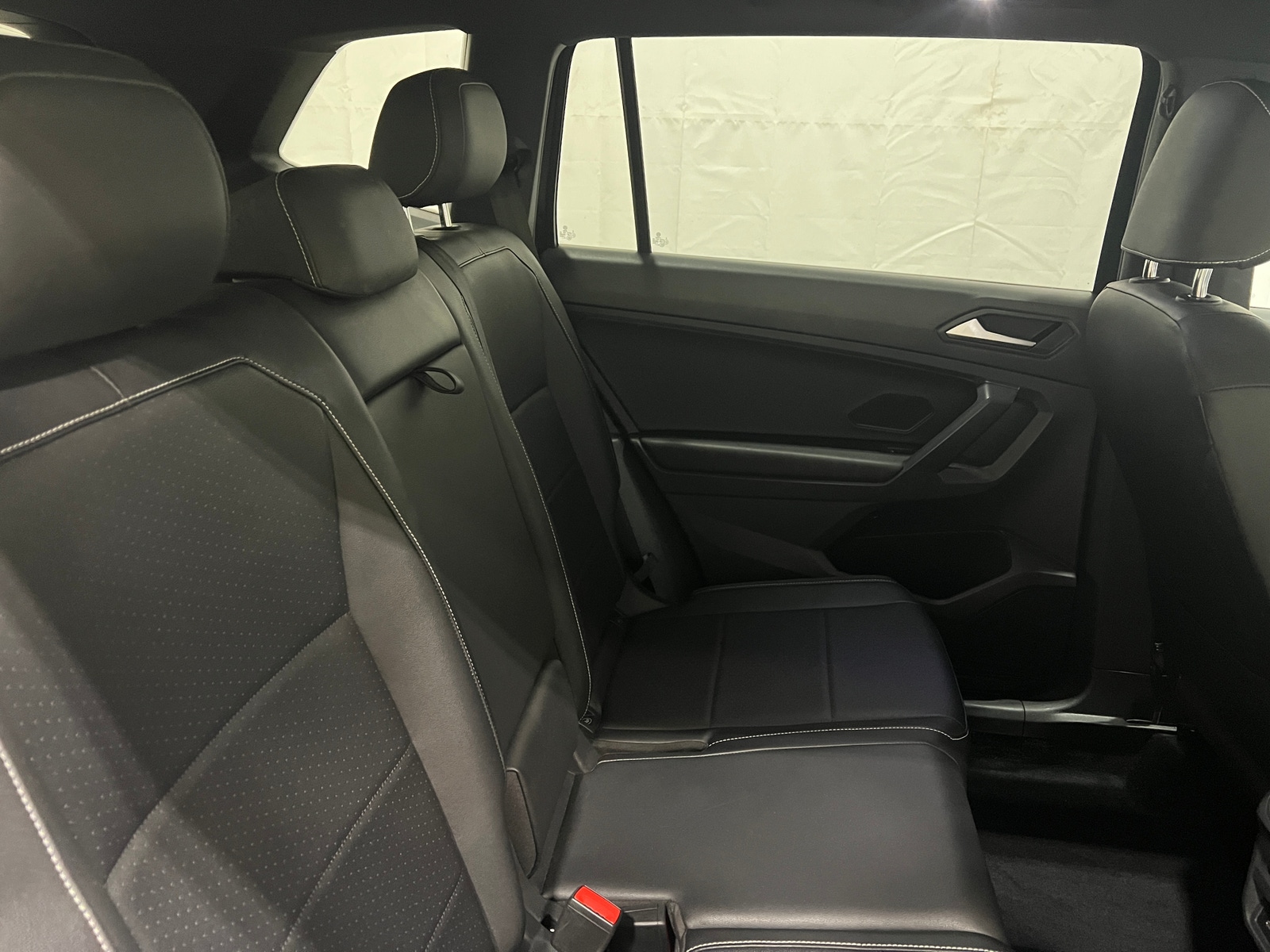 Thumbnail: 2021 Volkswagen Tiguan - 5