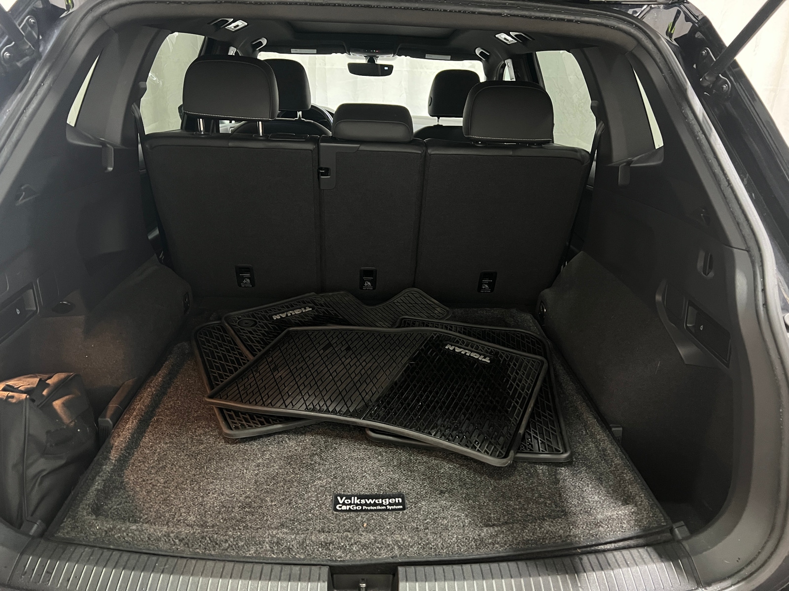 Thumbnail: 2021 Volkswagen Tiguan - 6