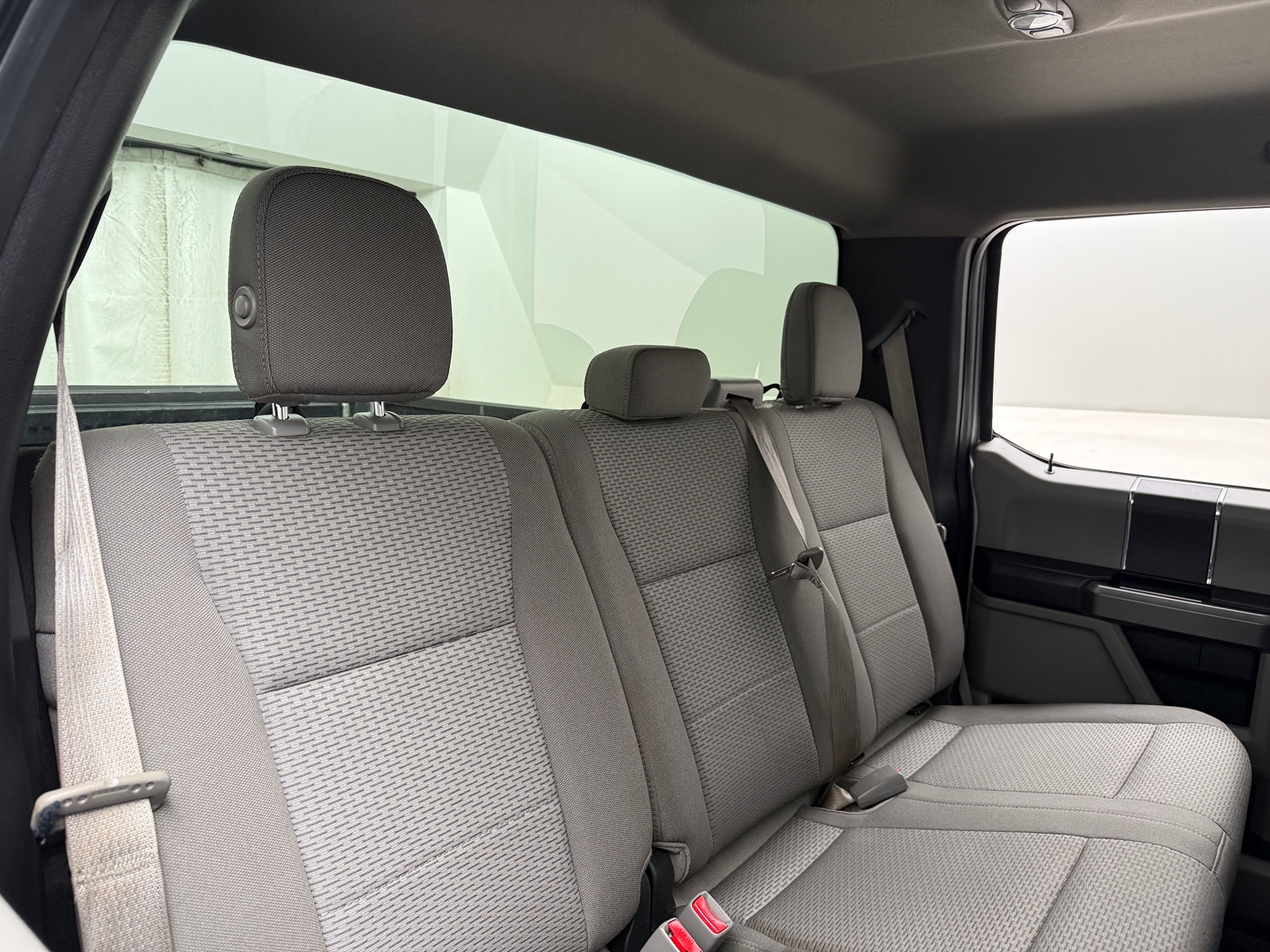 Thumbnail: 2017 Ford Econoline - 6