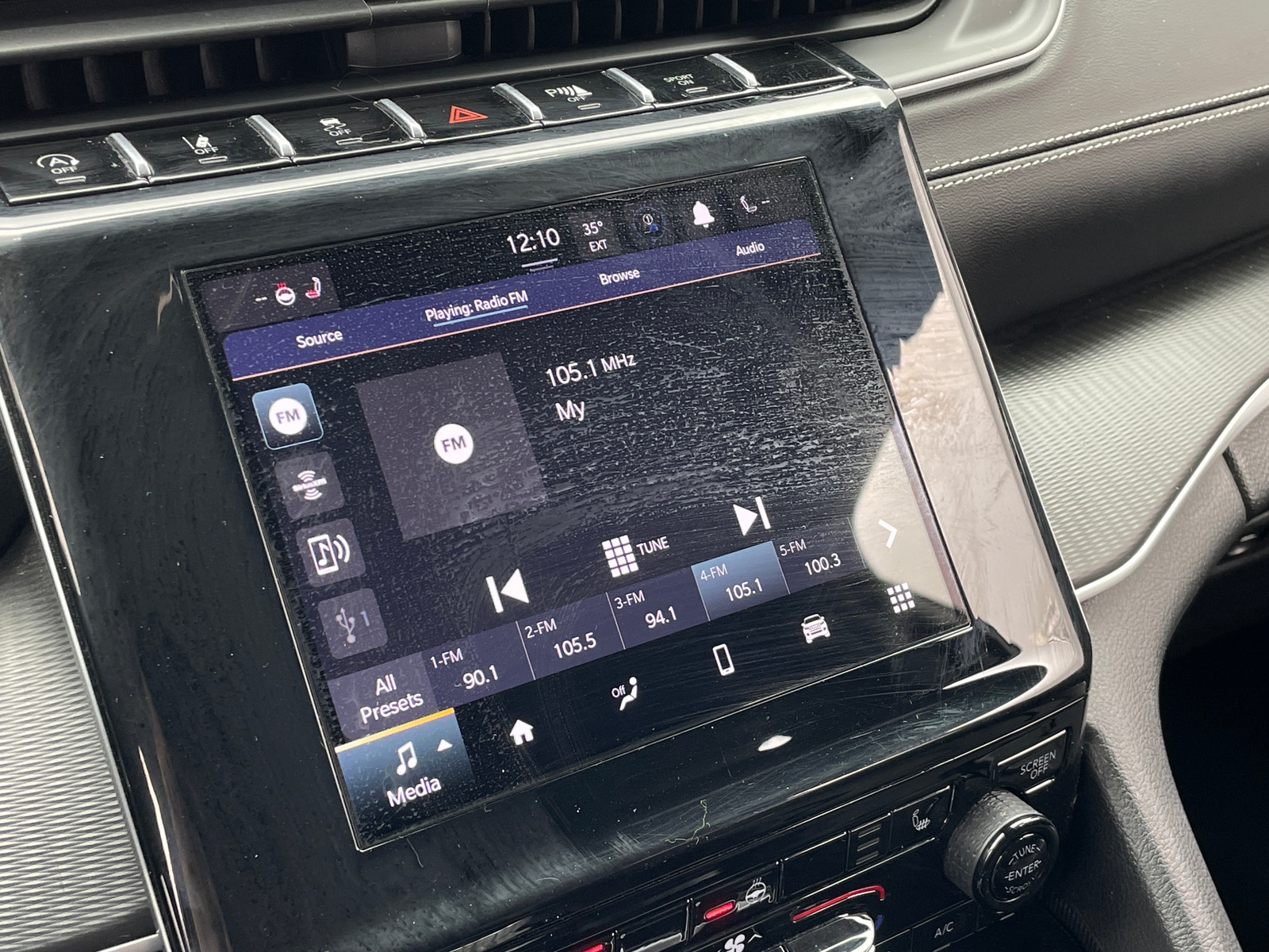 Thumbnail: 2024 Jeep Grand Cherokee L - 3