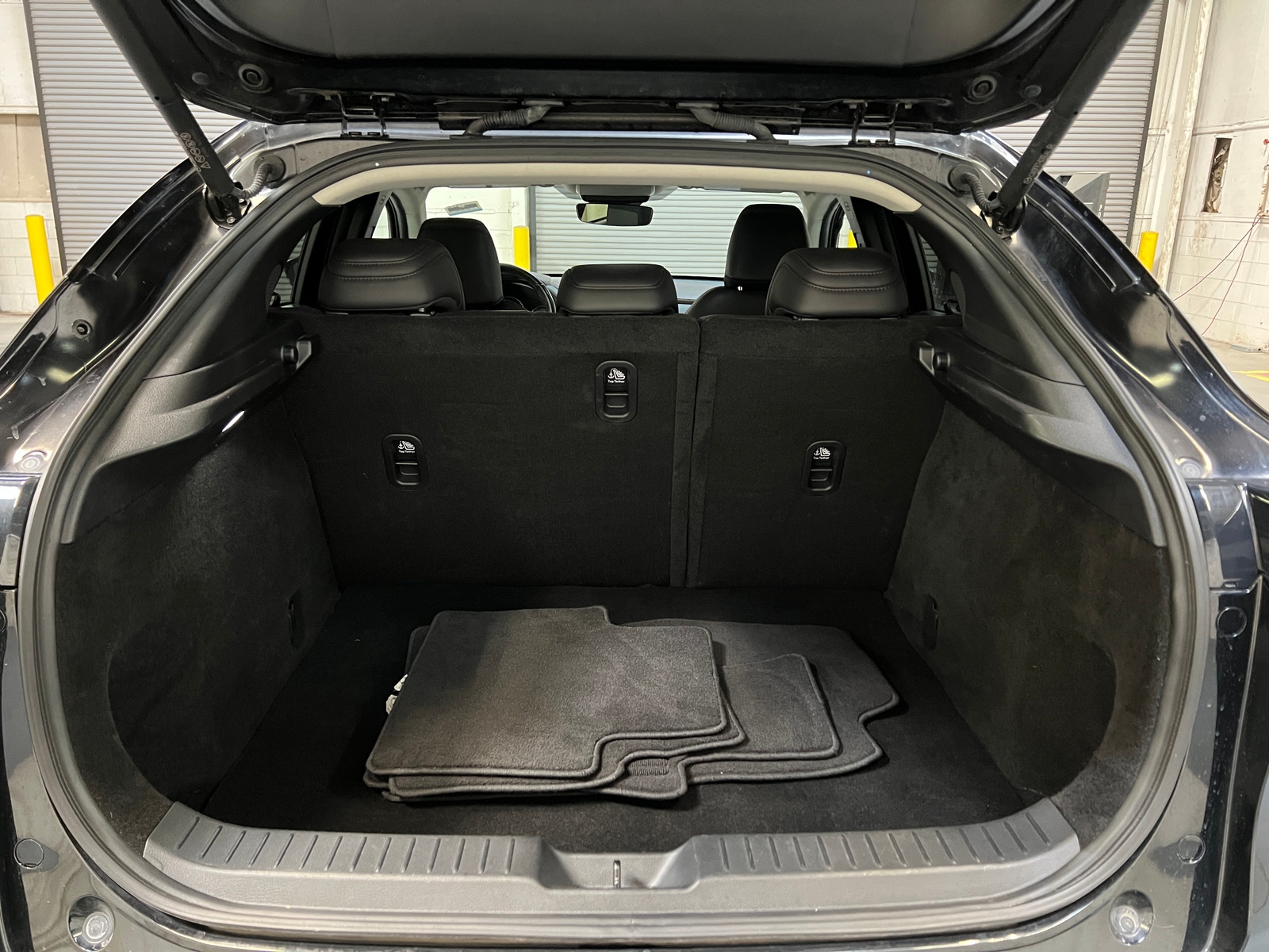 Thumbnail: 2024 Mazda CX-30 - 6