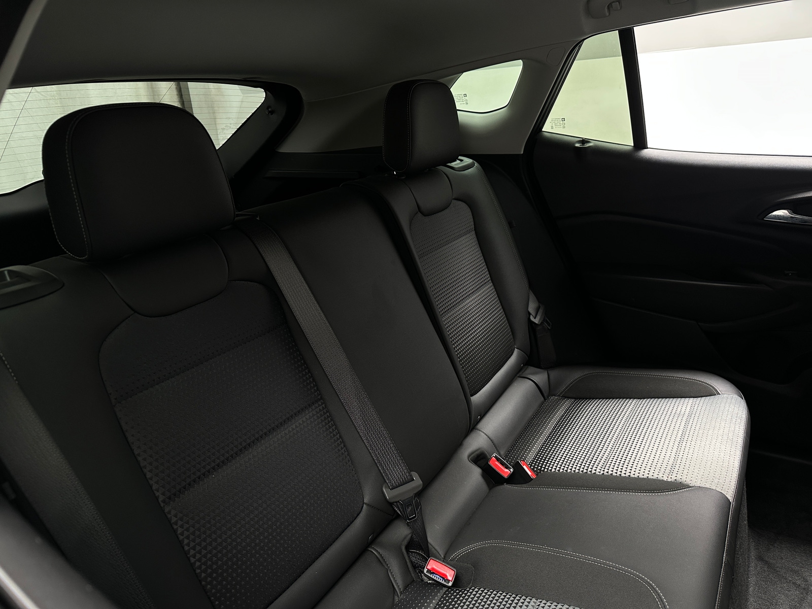 Thumbnail: 2025 Chevrolet Trax - 6