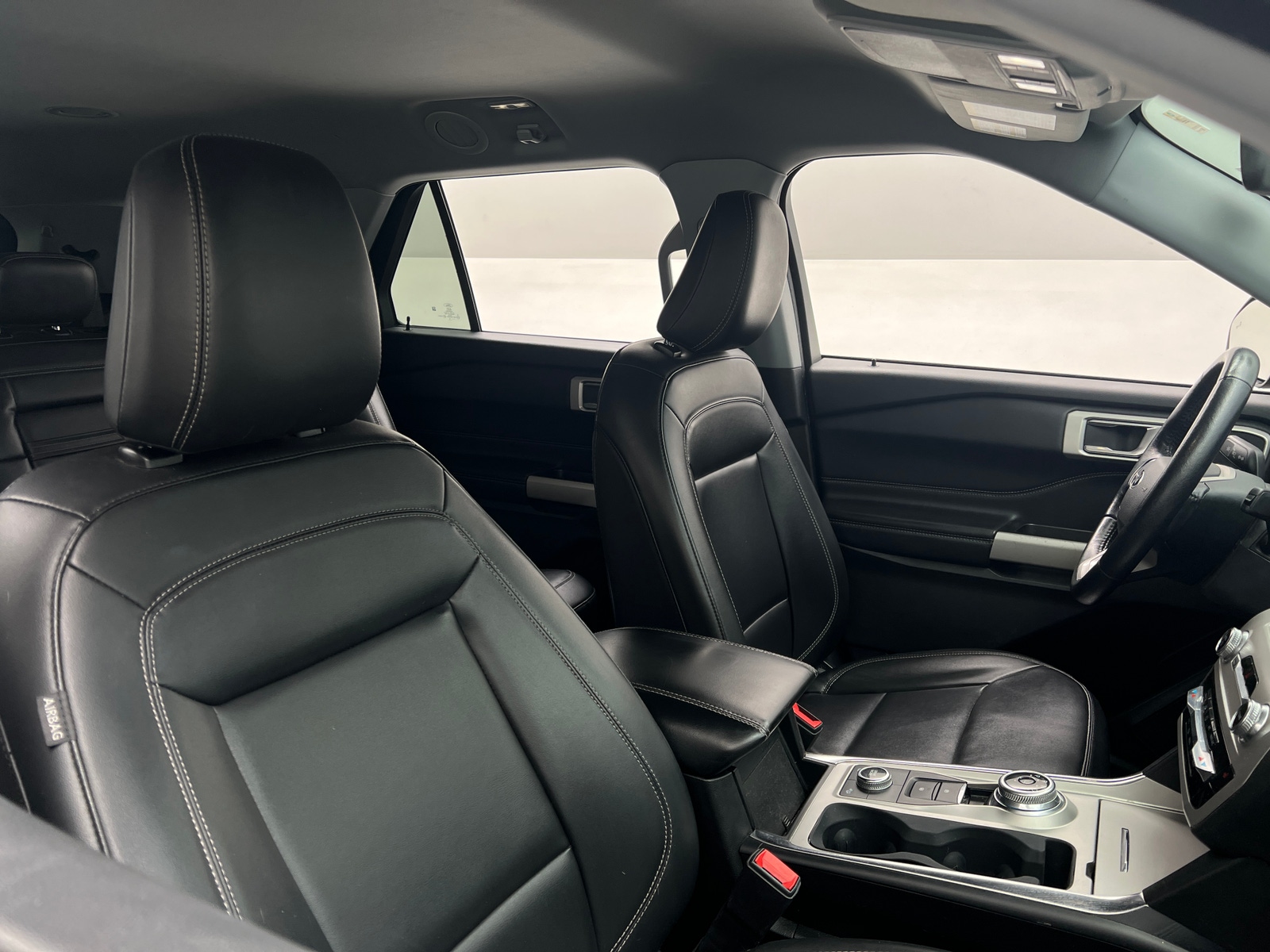 Thumbnail: 2022 Ford Explorer - 2