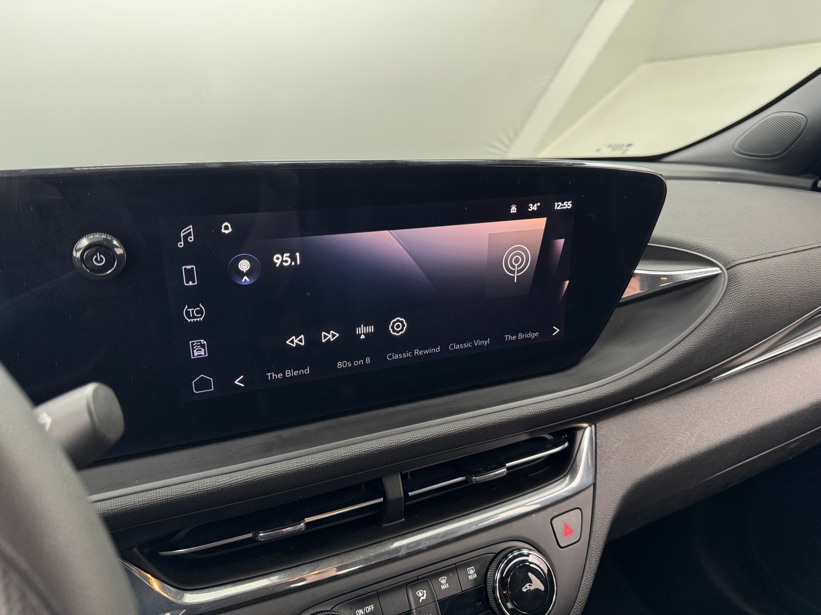 Thumbnail: 2025 Buick Envista - 4