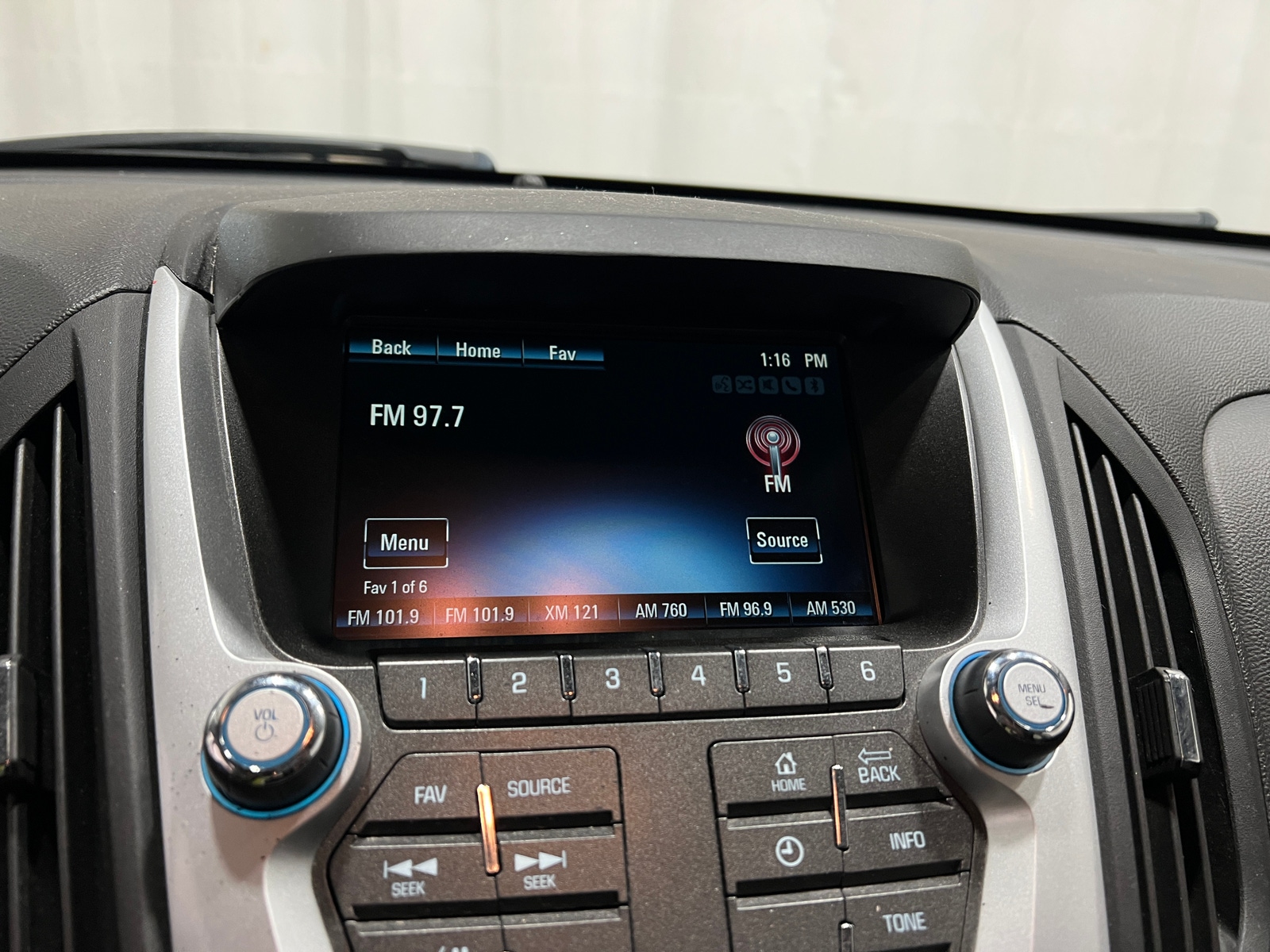 Thumbnail: 2016 Chevrolet Equinox - 4