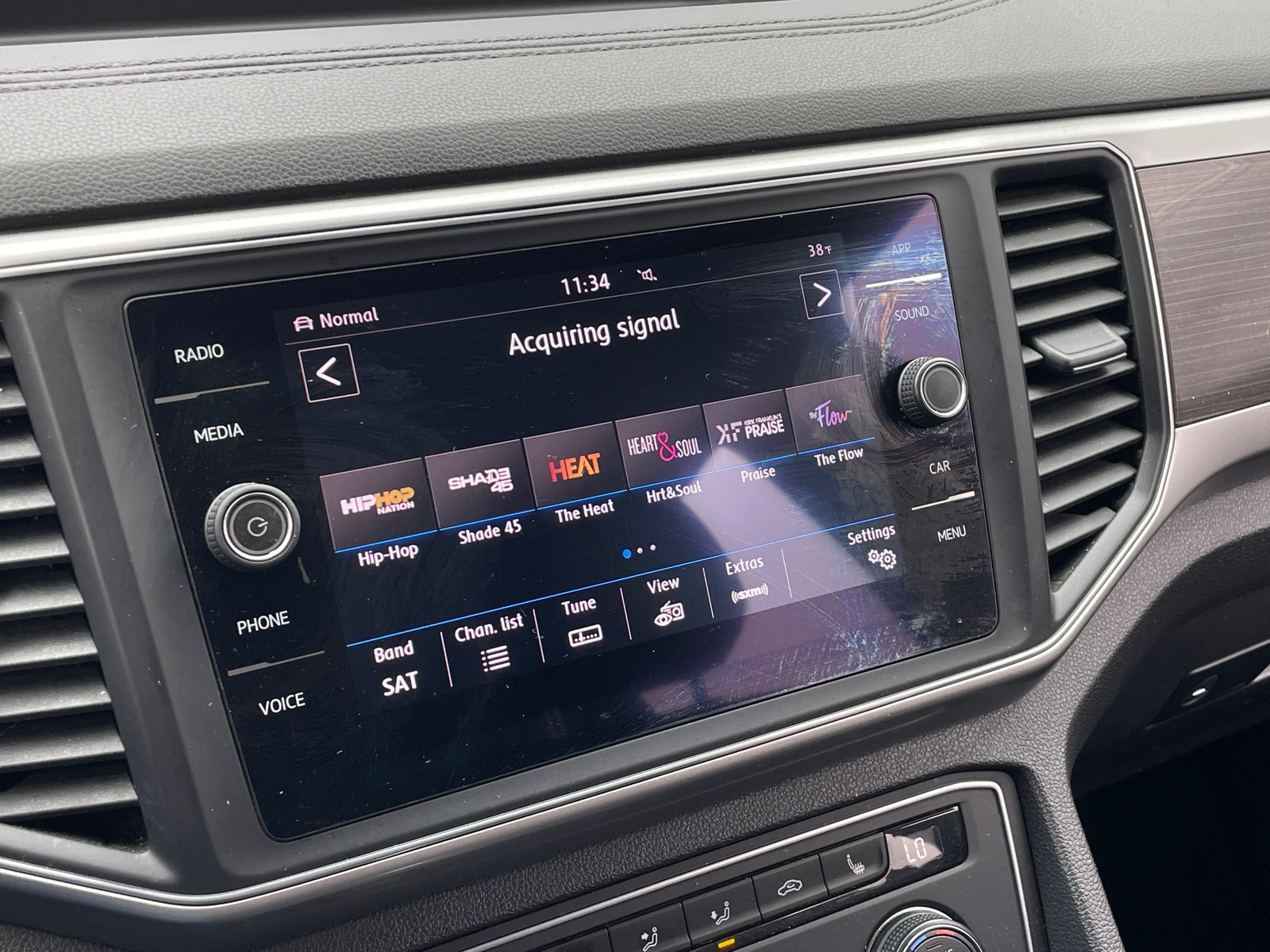 Thumbnail: 2019 Volkswagen Atlas - 3