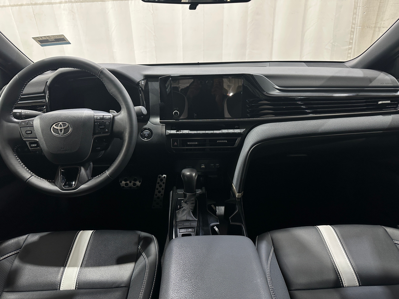 Thumbnail: 2025 Toyota Camry - 3