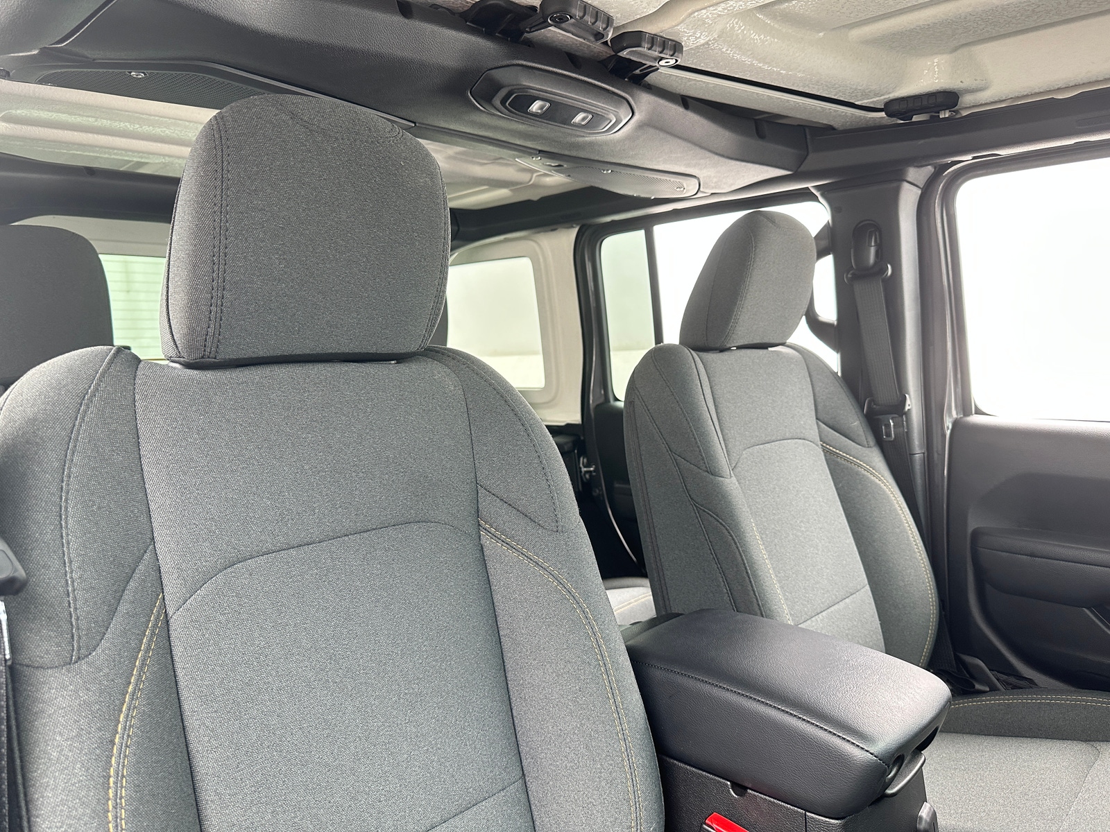 Thumbnail: 2025 Jeep Wrangler - 2