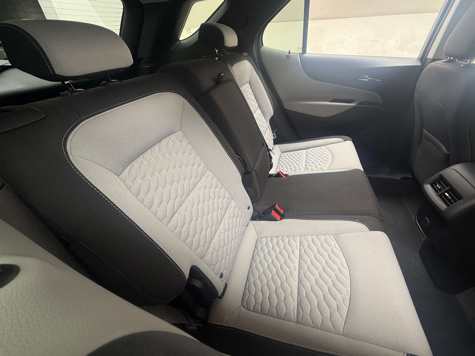 Thumbnail: 2018 Chevrolet Equinox - 6