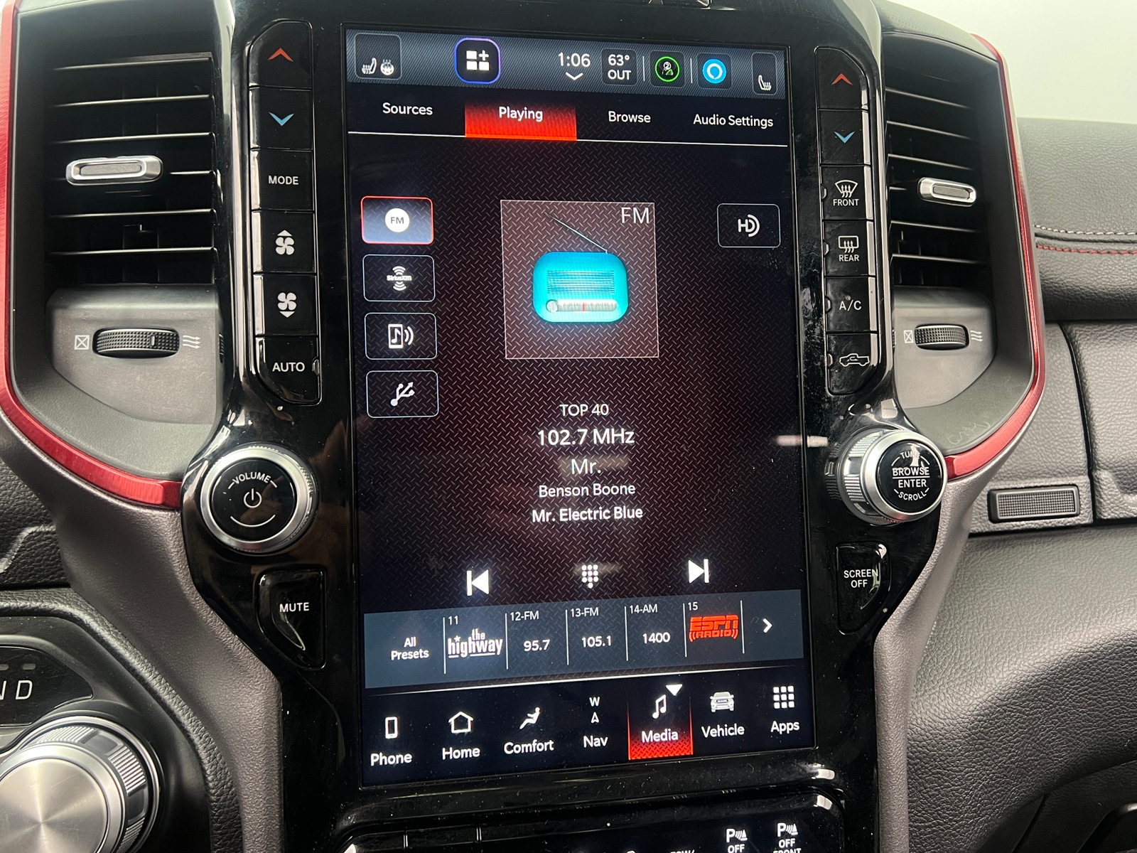 Thumbnail: 2023 RAM 1500 - 3