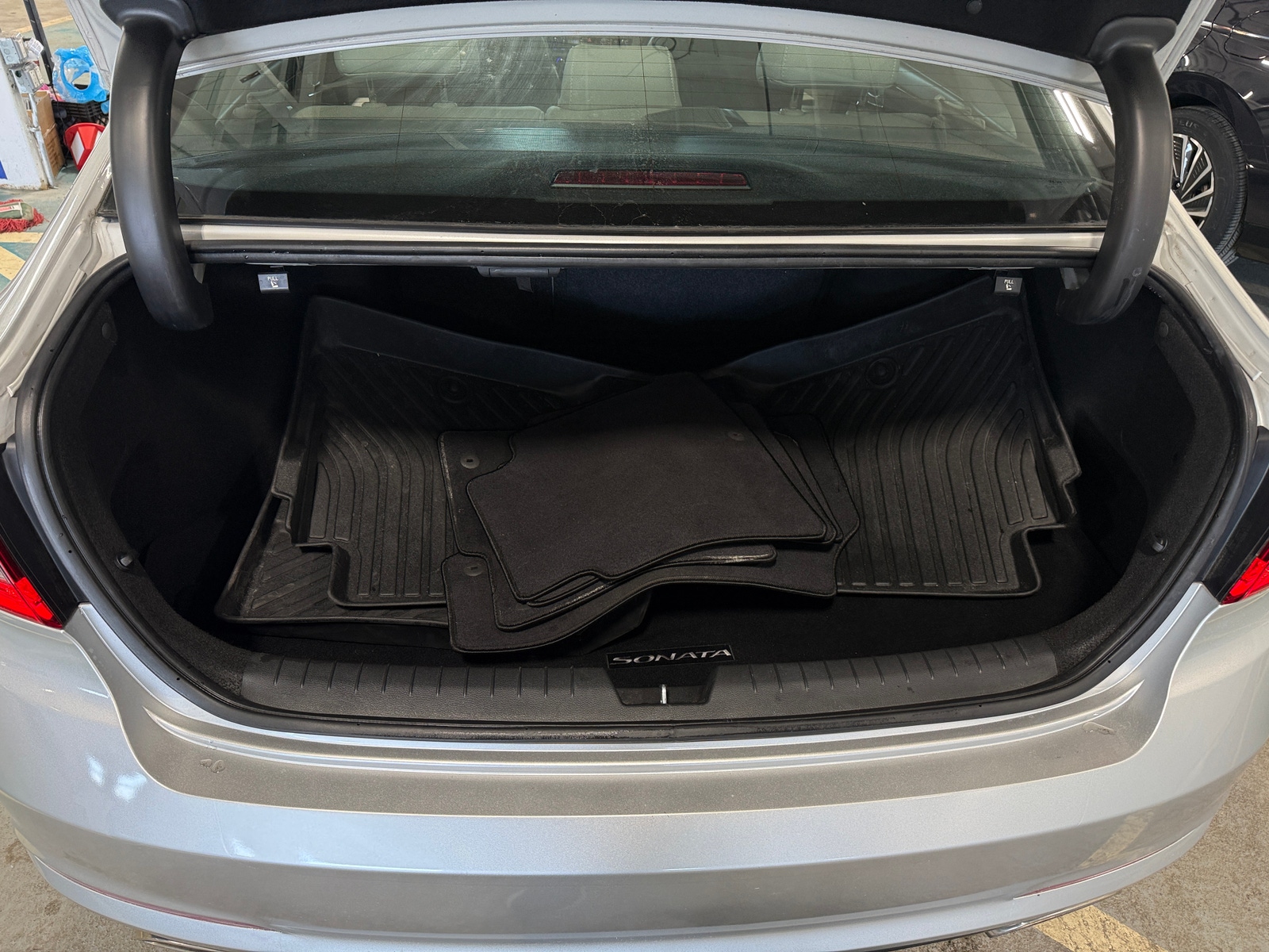 Thumbnail: 2017 Hyundai Sonata - 6