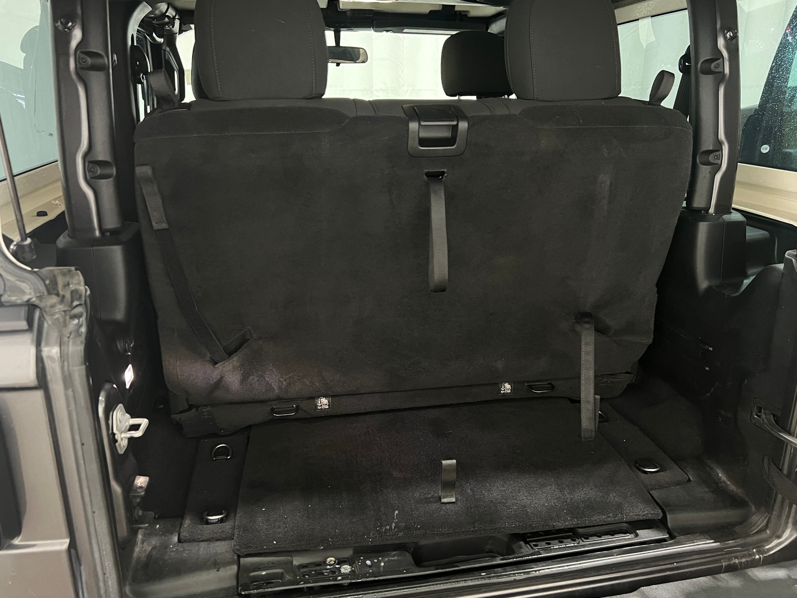 Thumbnail: 2023 Jeep Wrangler - 7