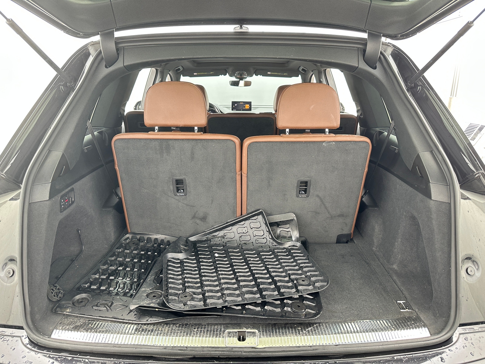 Thumbnail: 2017 Audi Q7 - 6