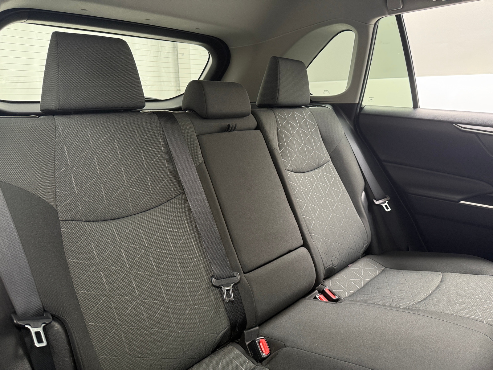 Thumbnail: 2022 Toyota RAV4 - 6