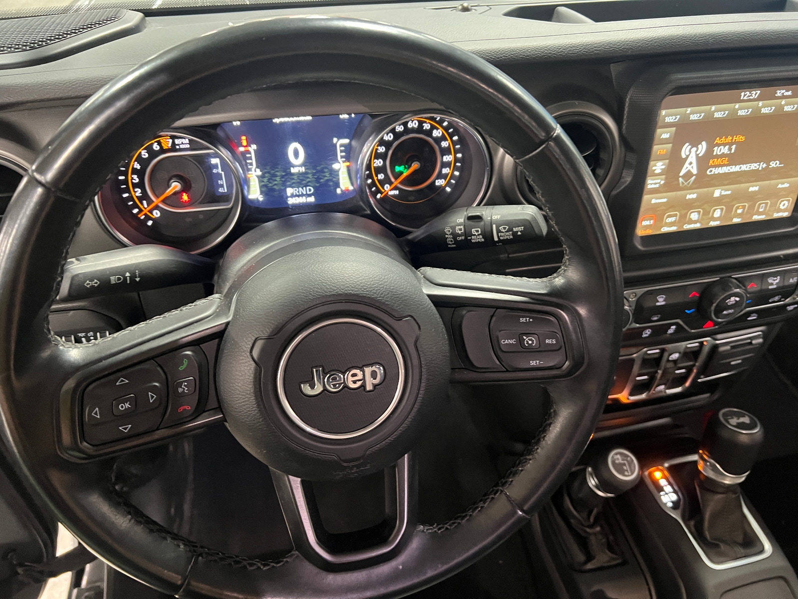 Thumbnail: 2022 Jeep Wrangler - 5