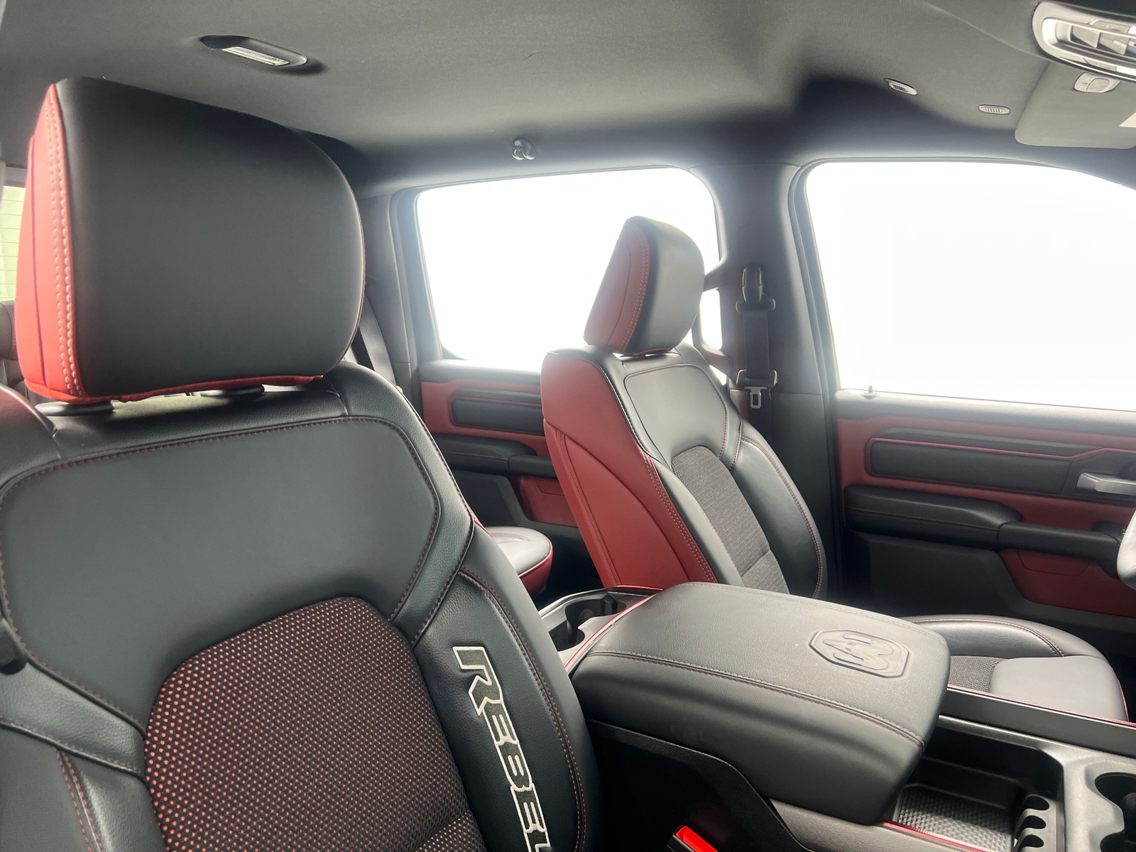 Thumbnail: 2025 RAM 1500 - 2