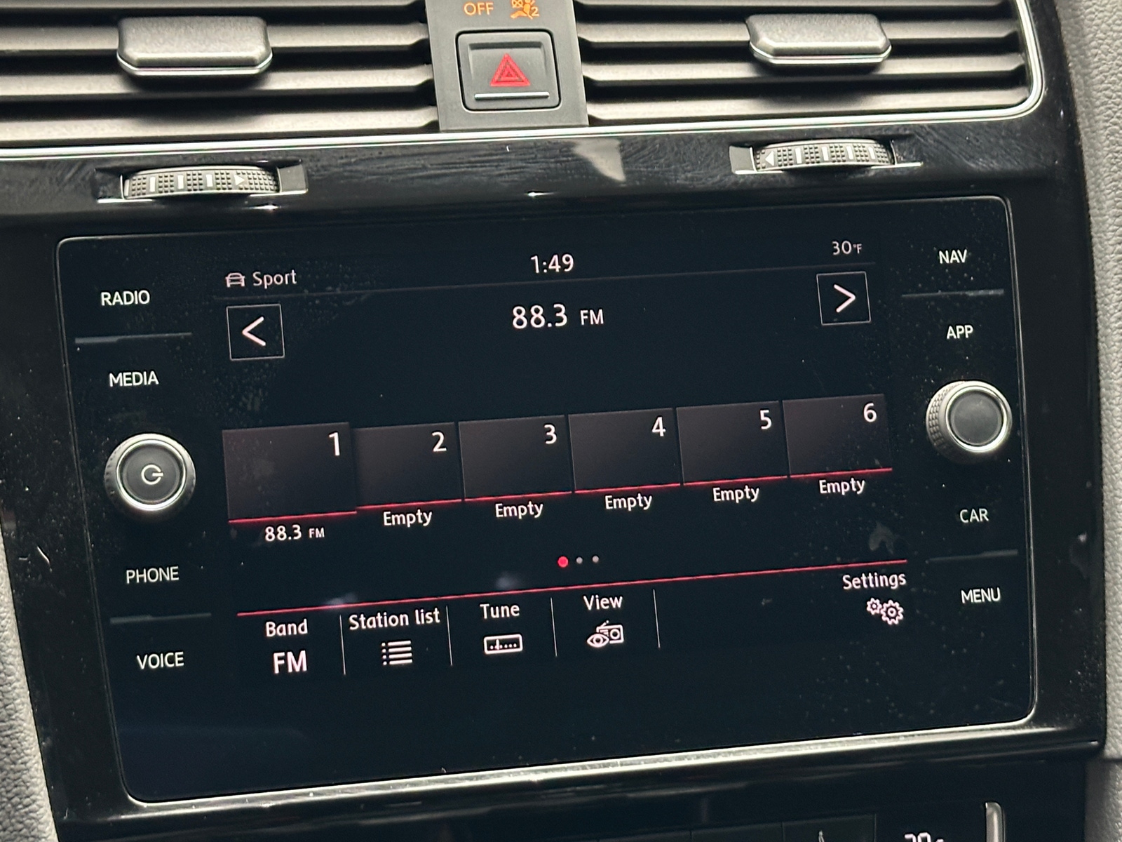 Thumbnail: 2018 Volkswagen Golf - 3