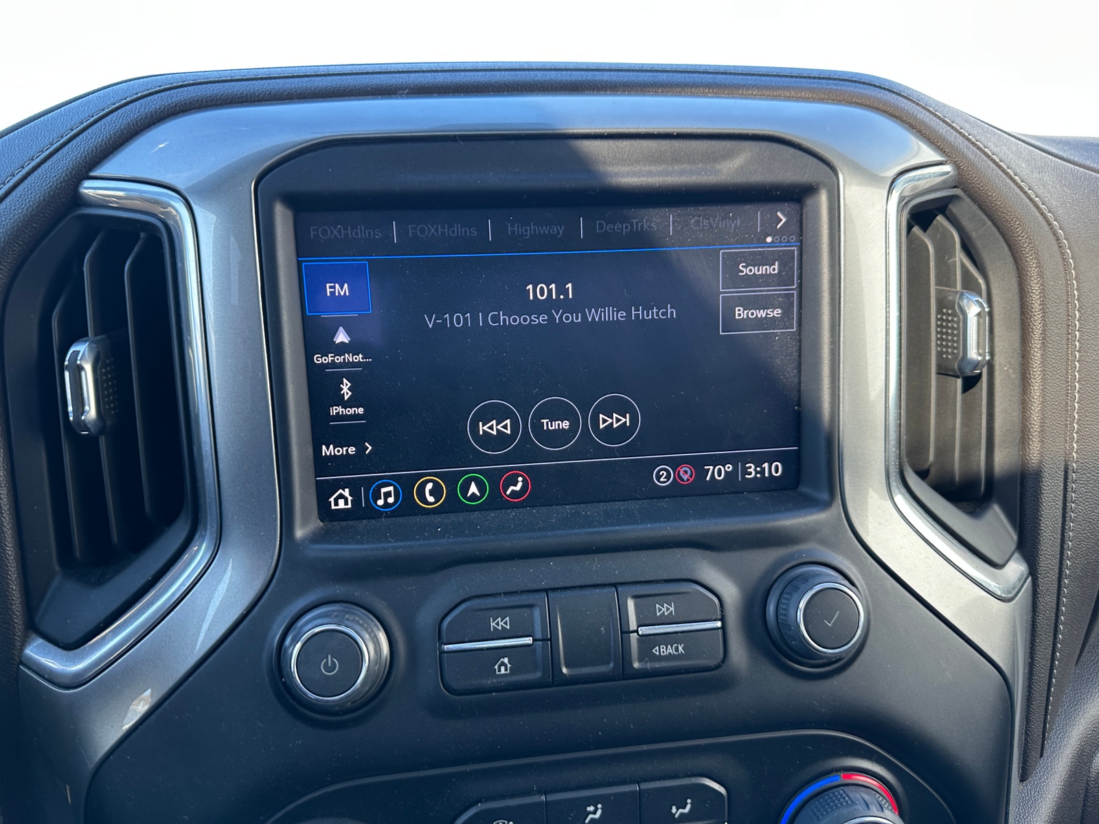 Thumbnail: 2022 Chevrolet Silverado 2500 - 3