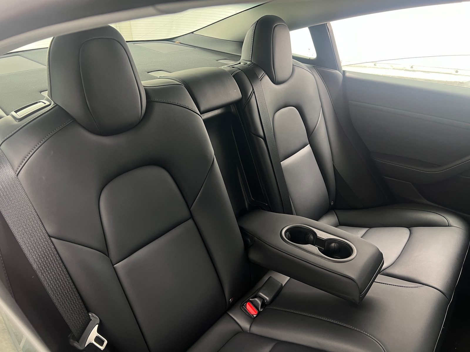 Thumbnail: 2022 Tesla Model 3 - 5