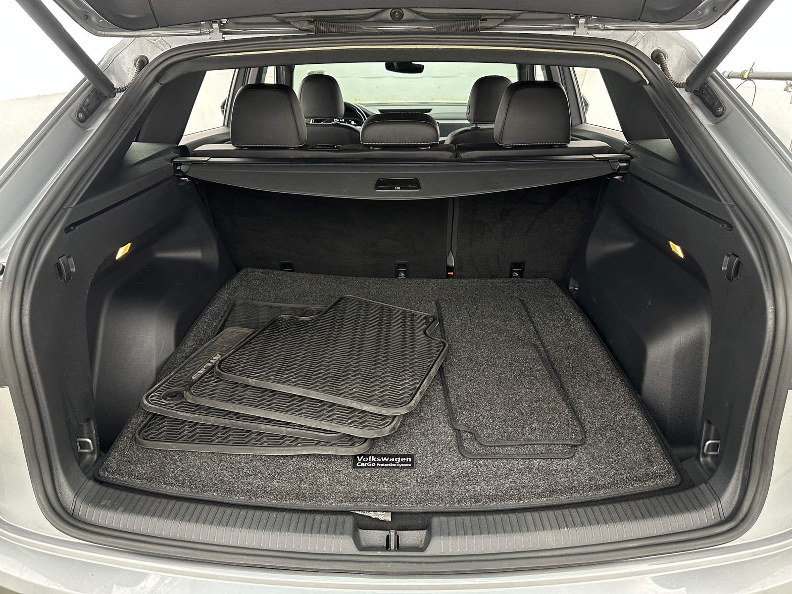 Thumbnail: 2020 Volkswagen Atlas - 6