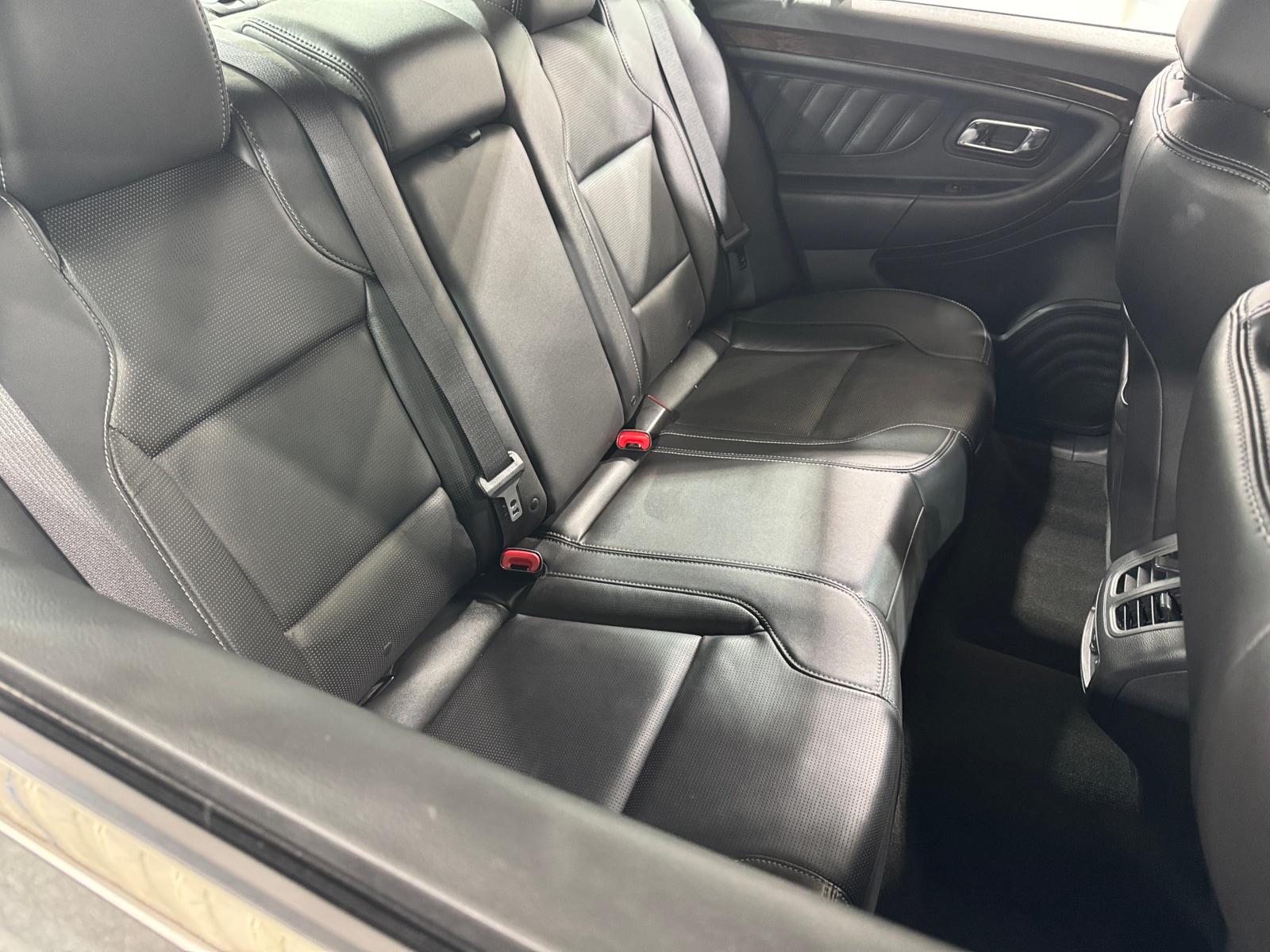 Thumbnail: 2018 Ford Taurus - 5