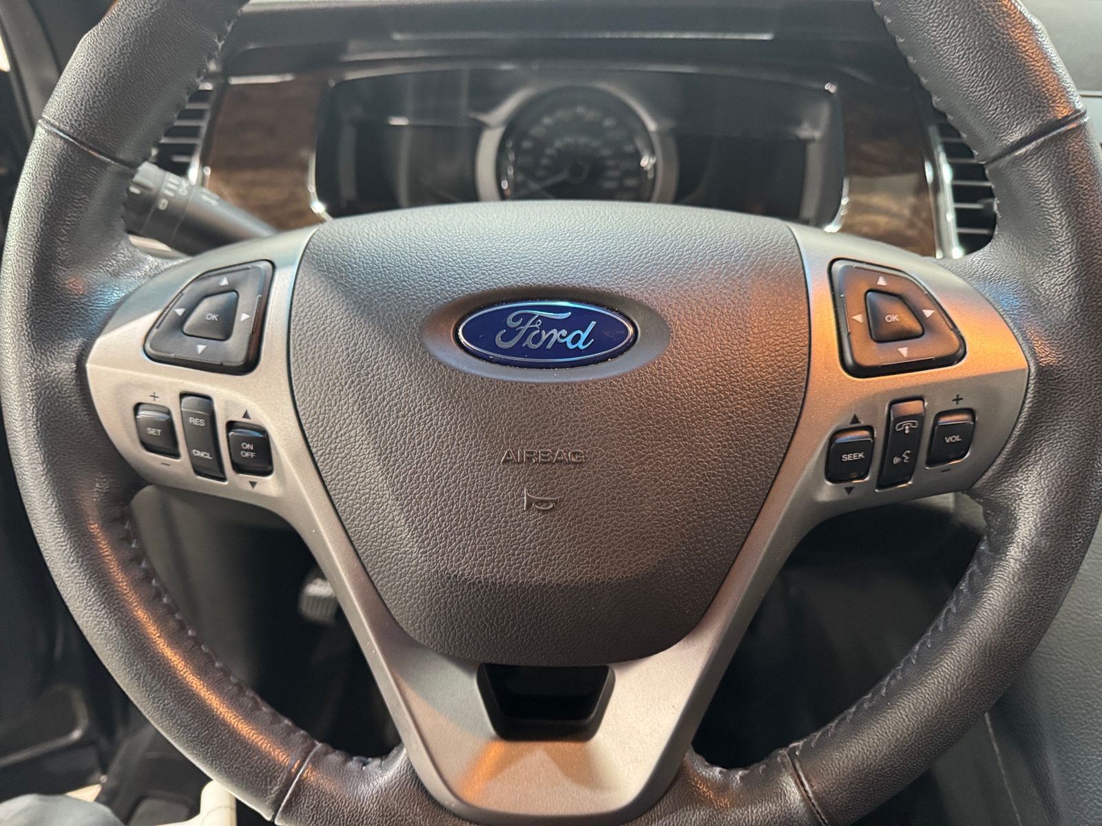 Thumbnail: 2018 Ford Taurus - 4