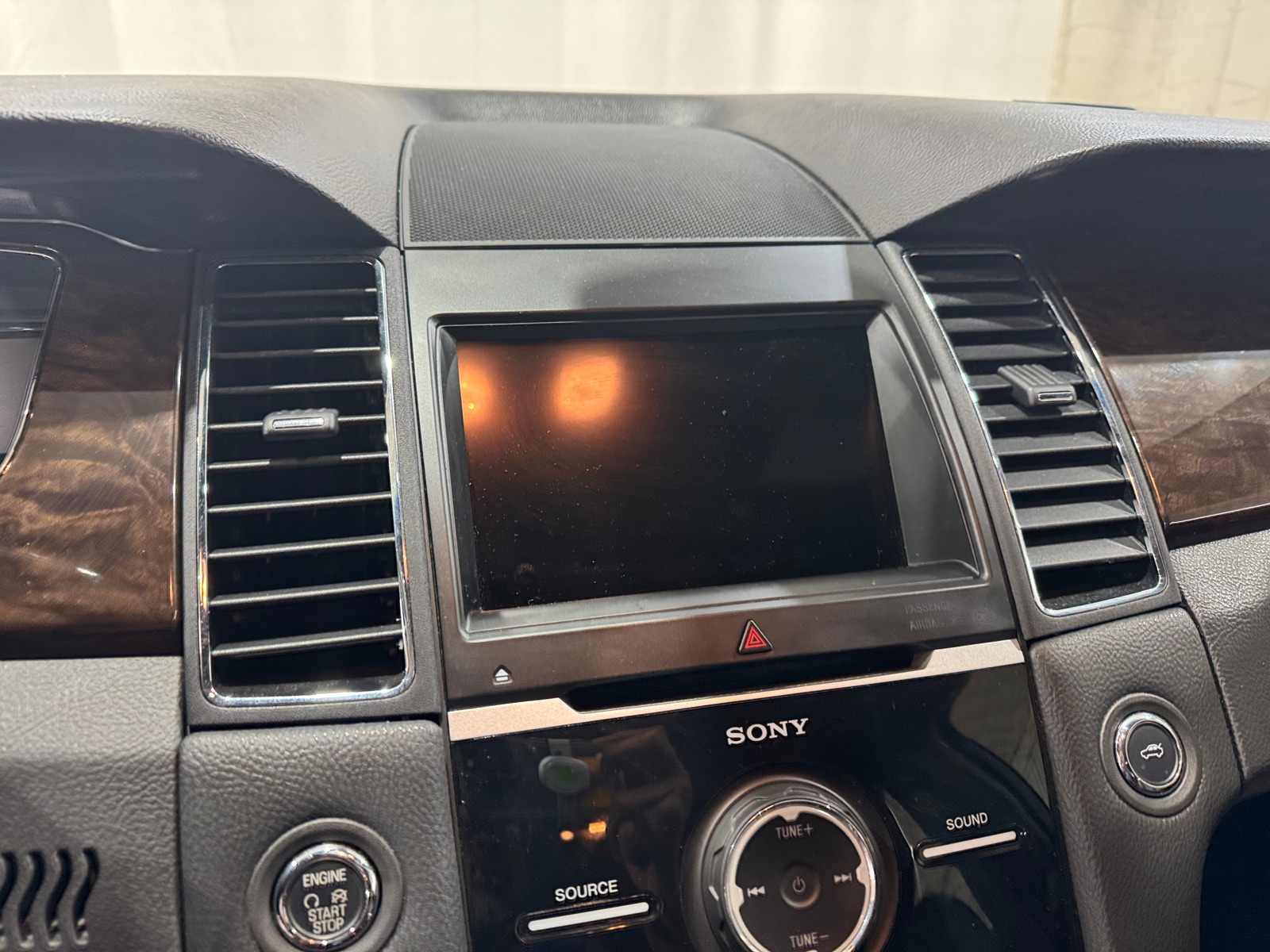 Thumbnail: 2018 Ford Taurus - 3