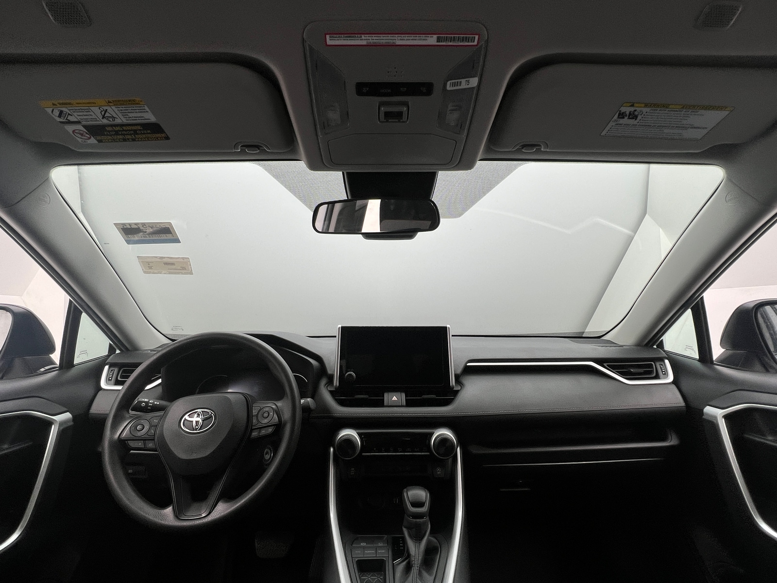 Thumbnail: 2024 Toyota RAV4 - 3