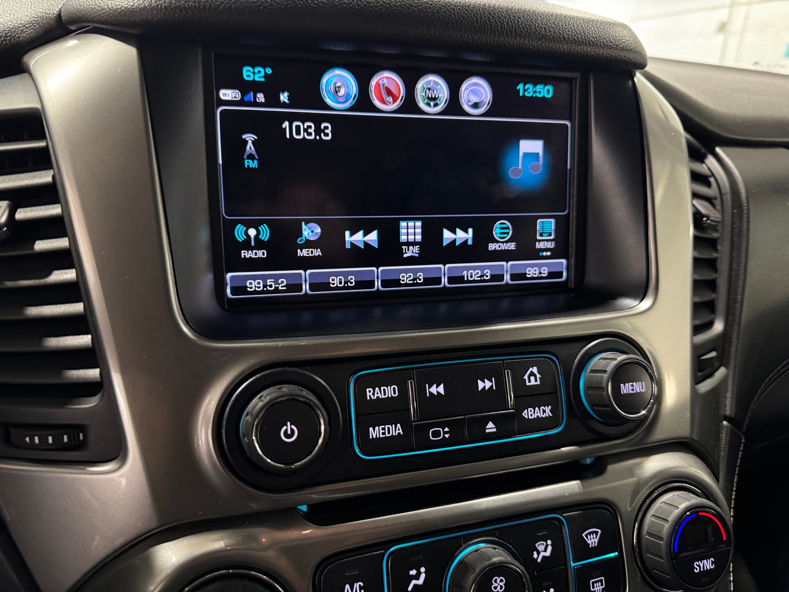 Thumbnail: 2017 Chevrolet Tahoe - 3