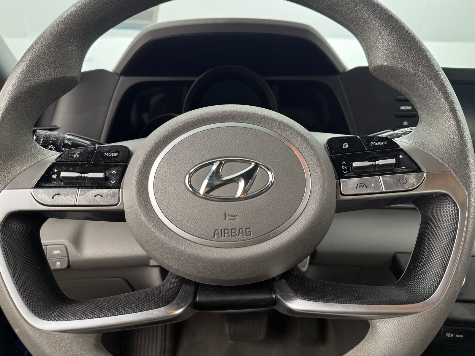 Thumbnail: 2023 Hyundai Elantra - 5