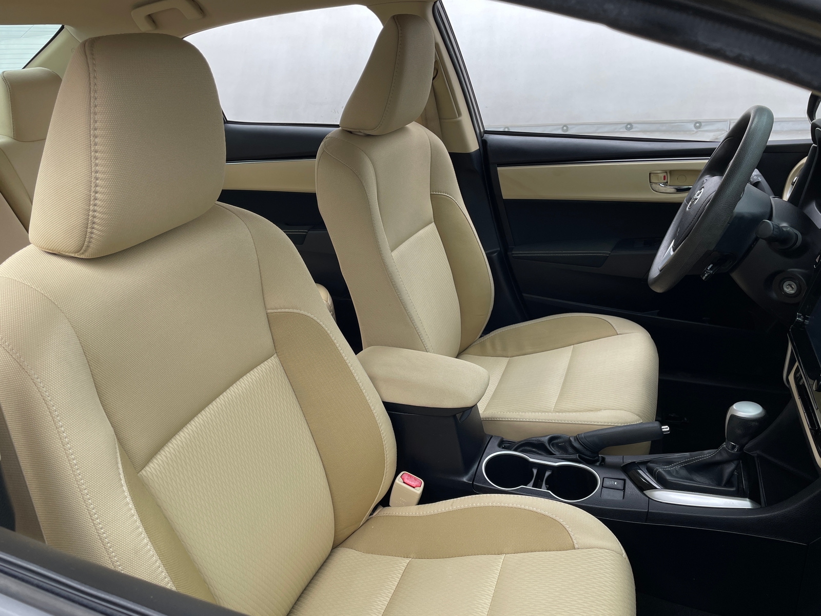 Thumbnail: 2018 Toyota Corolla - 2