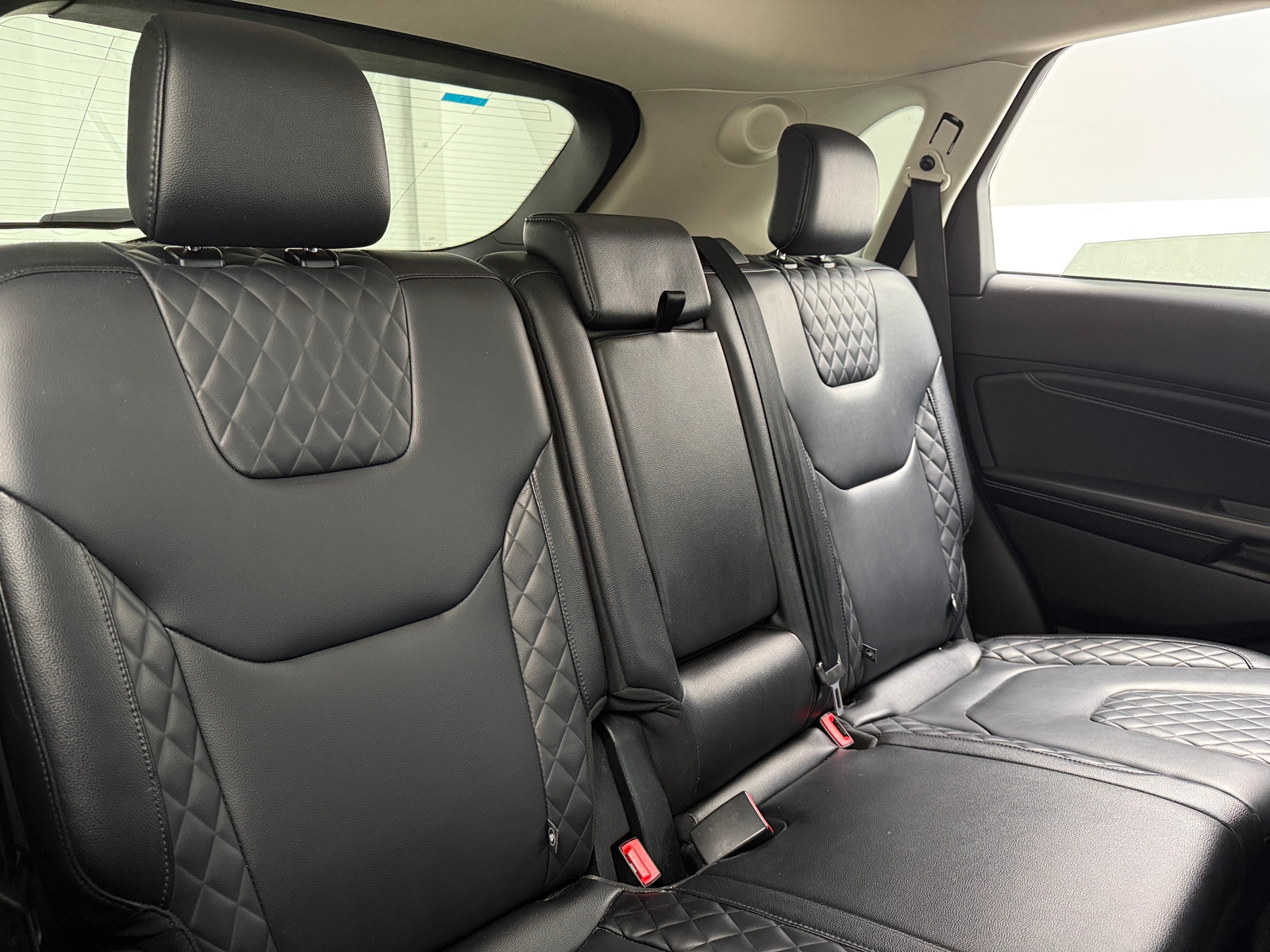 Thumbnail: 2024 Ford Edge - 5