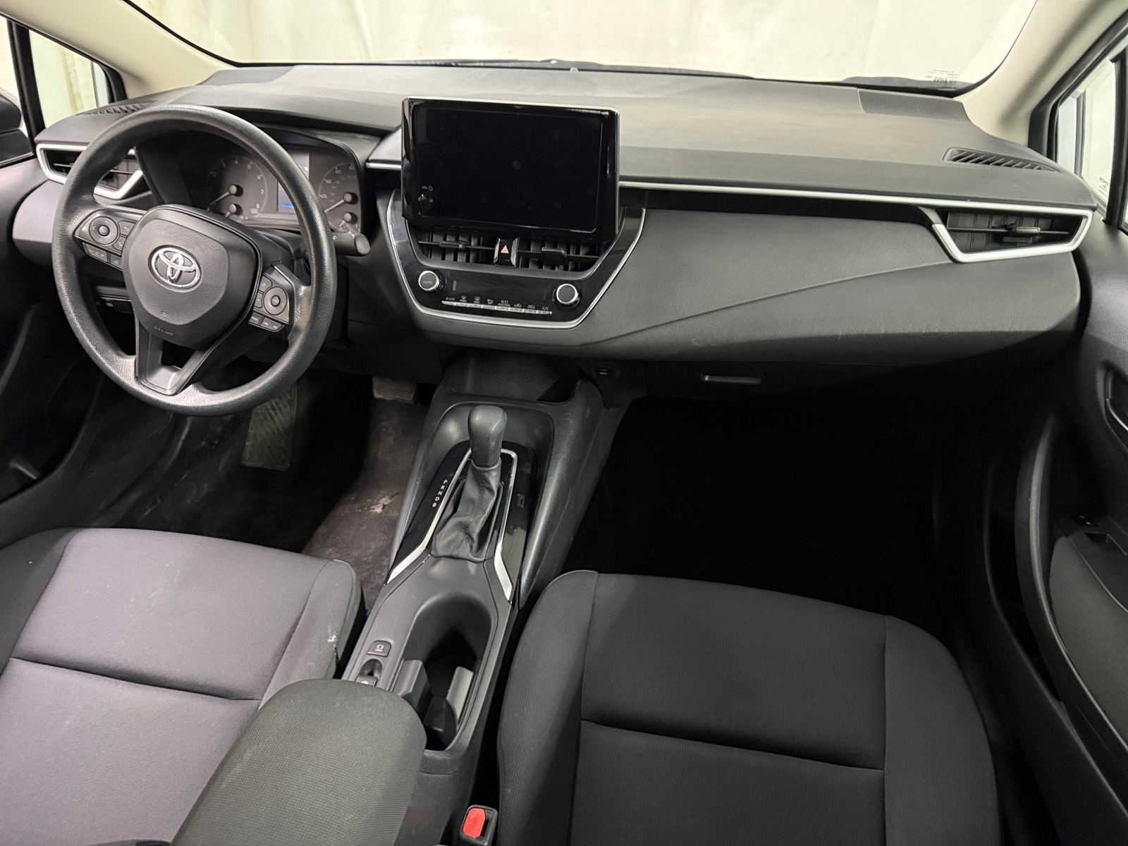 Thumbnail: 2024 Toyota Corolla - 3